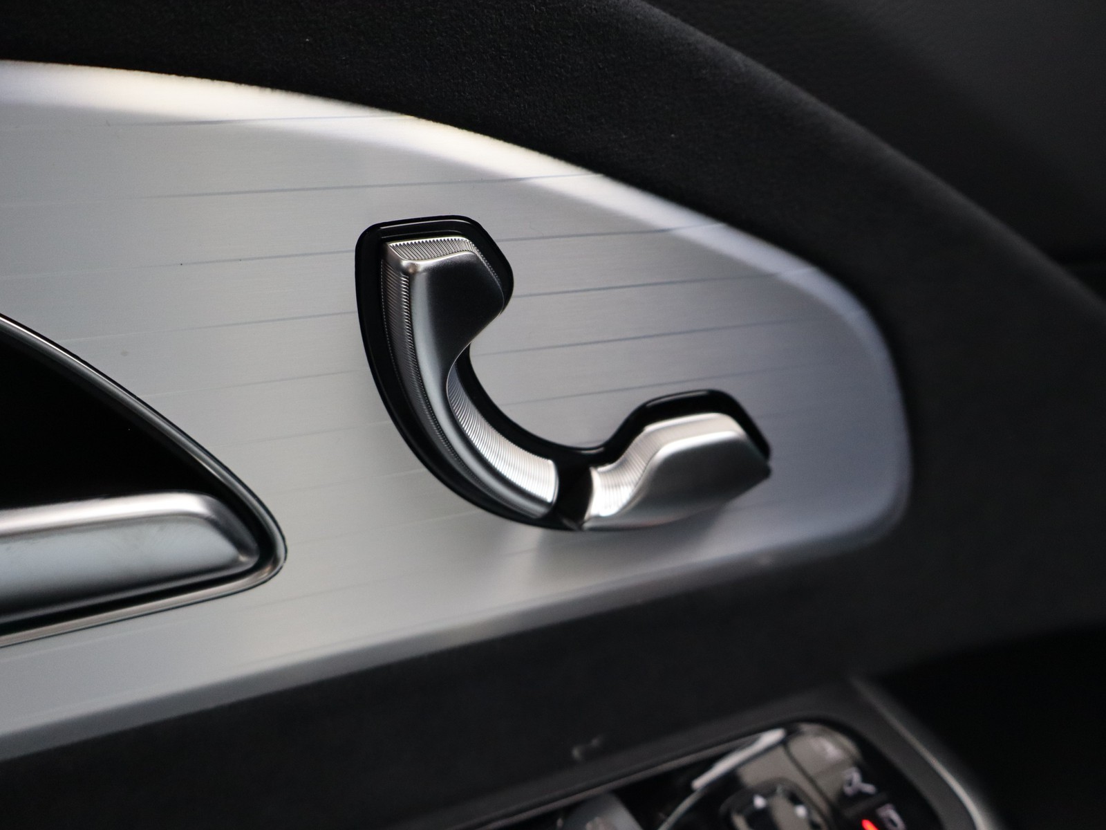 15 - Mercedes CLA eq 250+ advanced plus