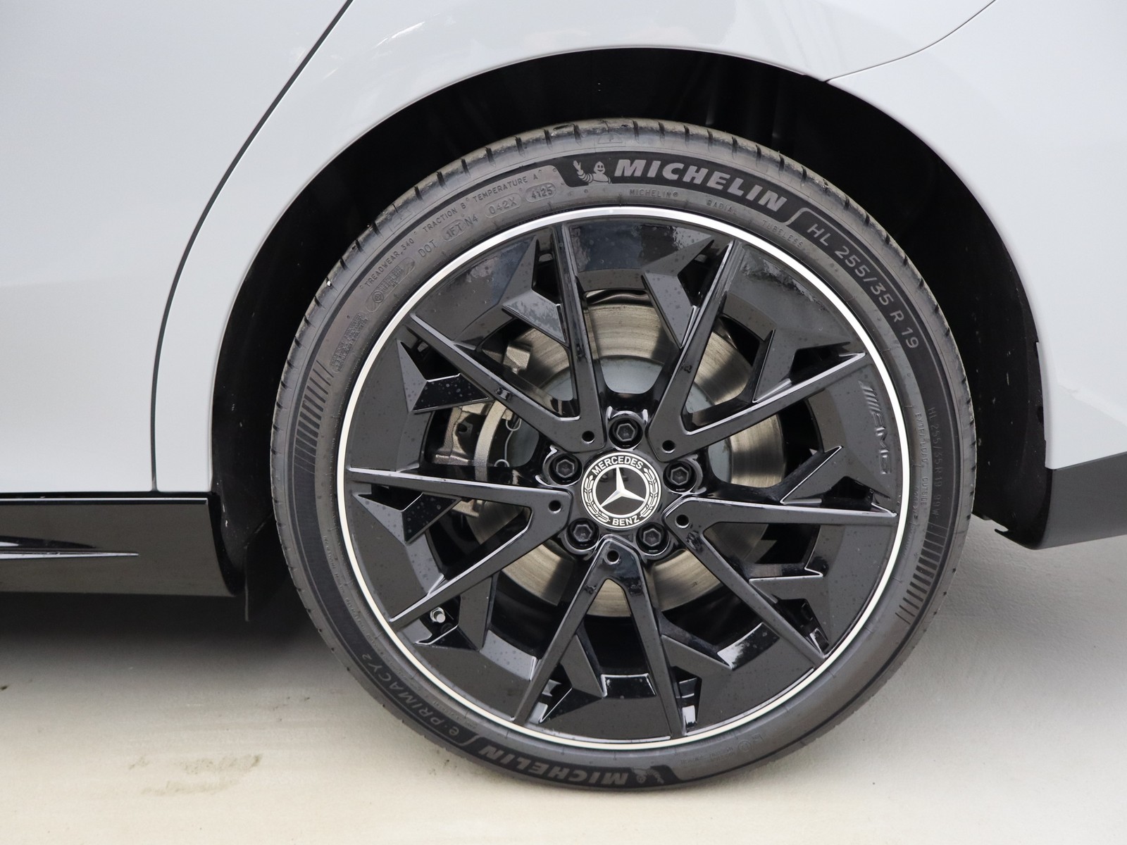 4 - Mercedes CLA eq 250+ advanced plus