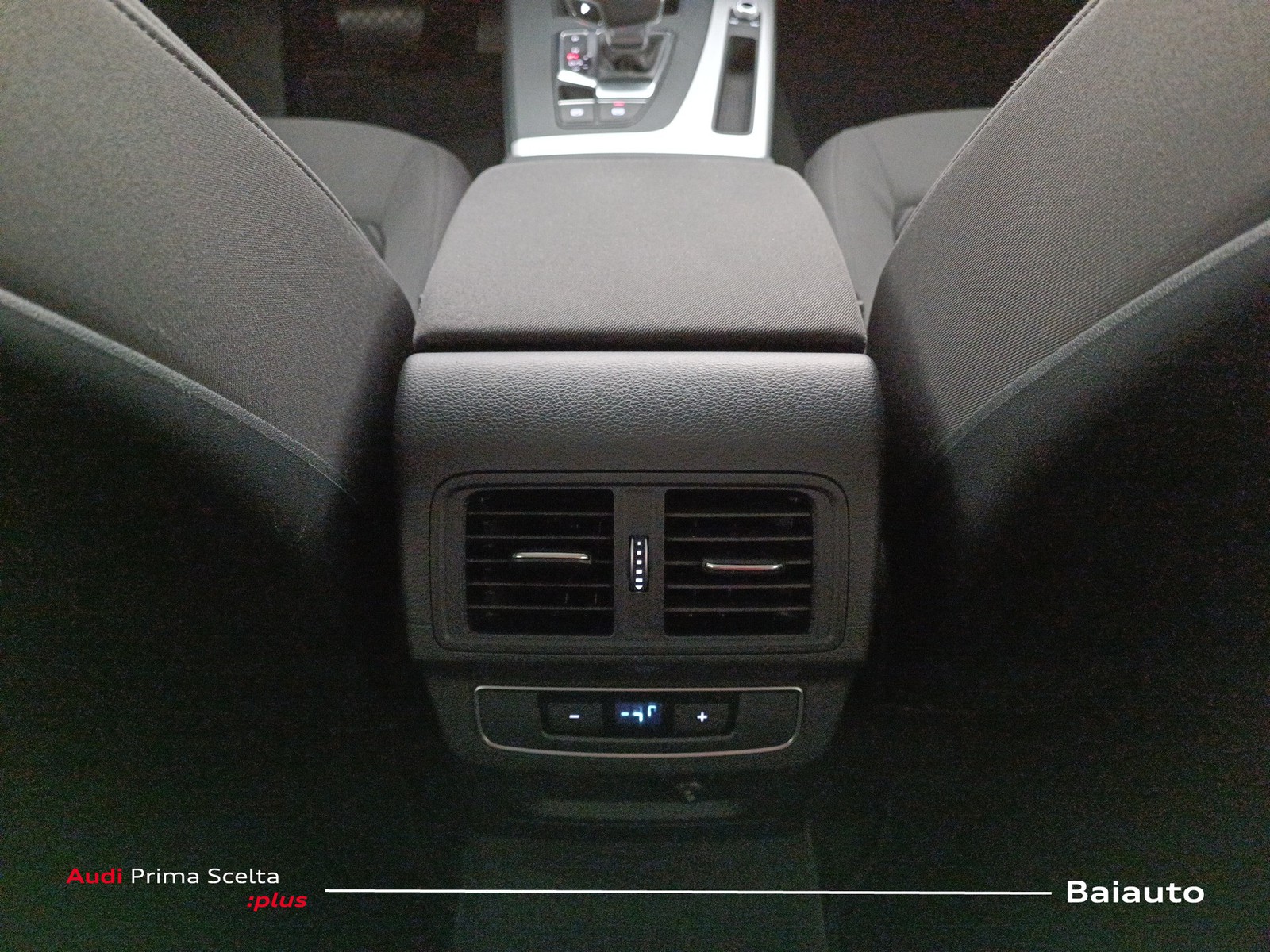 14 - Audi Q5 sportback 40 2.0 tdi mhev 12v business advanced quattro s tronic