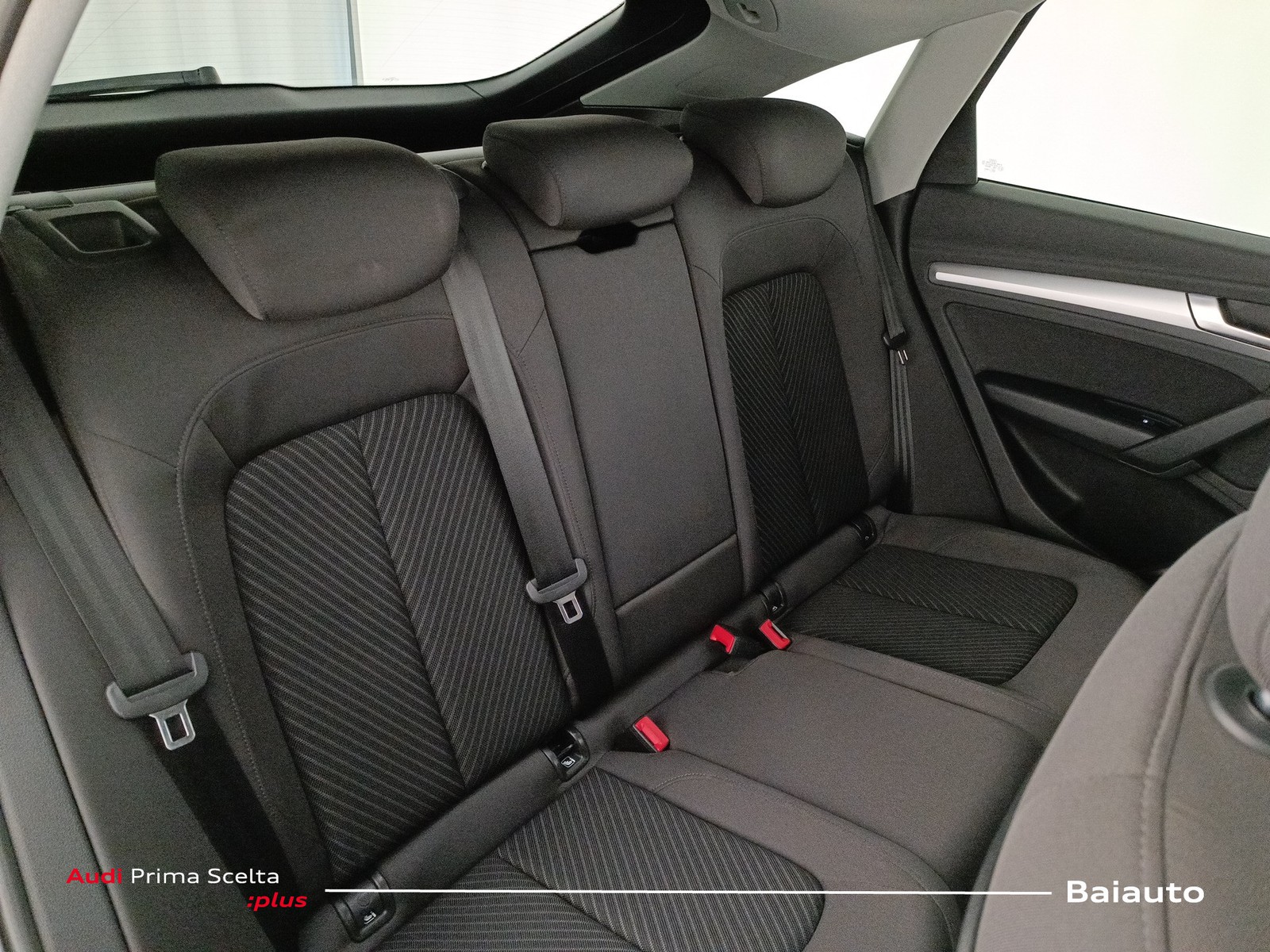 24 - Audi Q5 sportback 40 2.0 tdi mhev 12v business advanced quattro s tronic