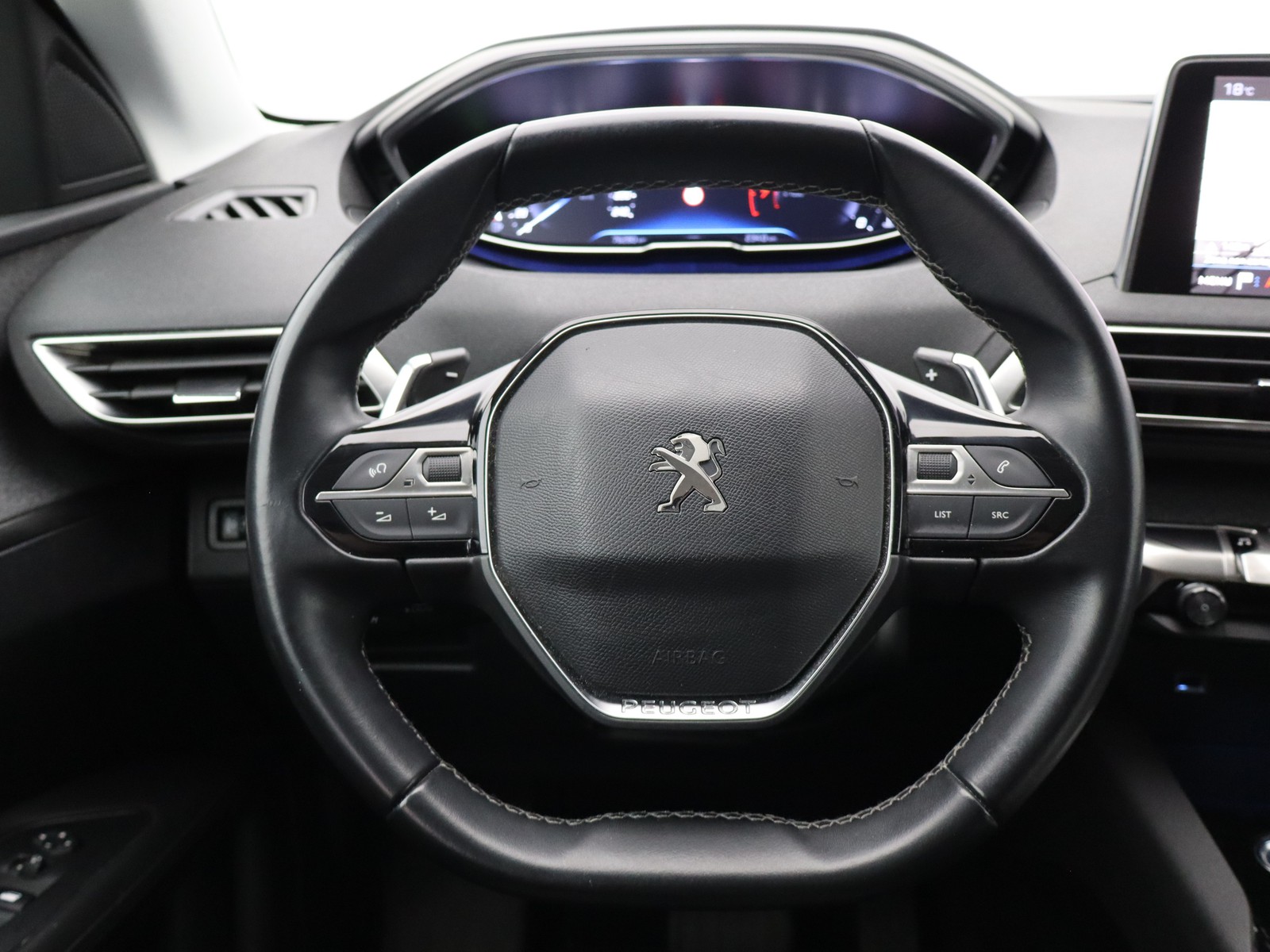 18 - Peugeot 3008 1.2 puretech turbo 130cv allure eat s&s