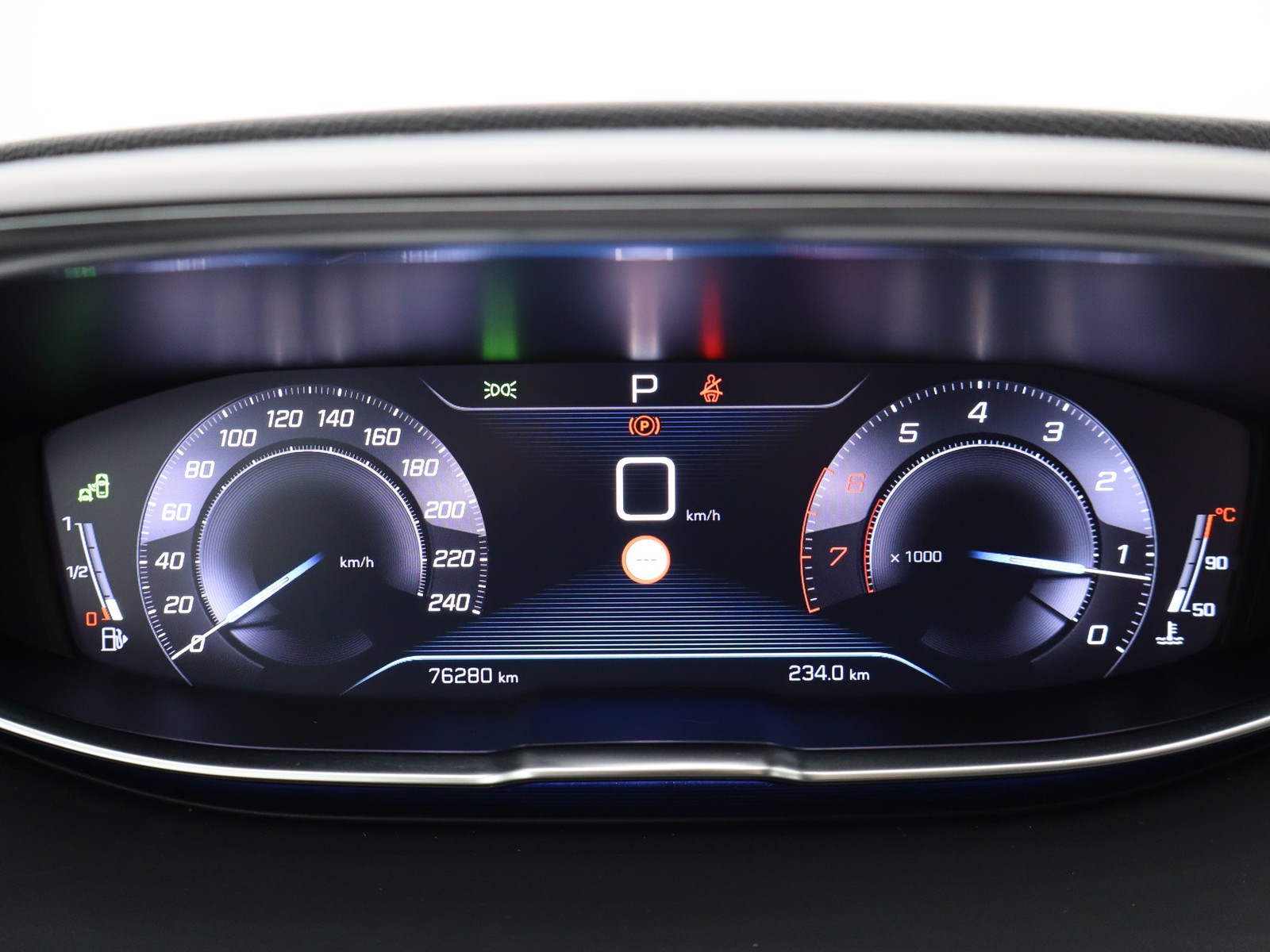 9 - Peugeot 3008 1.2 puretech turbo 130cv allure eat s&s