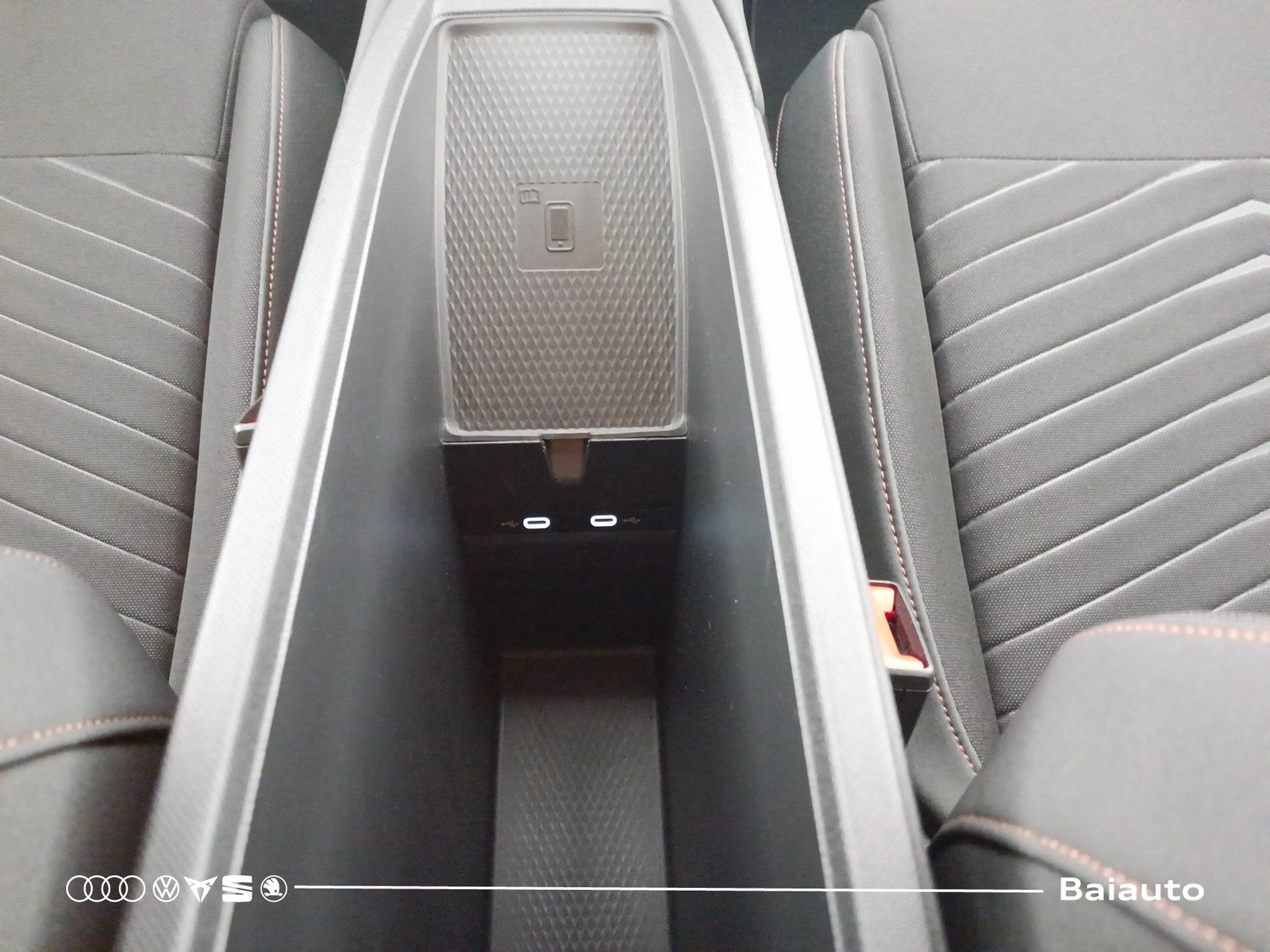 12 - Cupra Born 58kwh