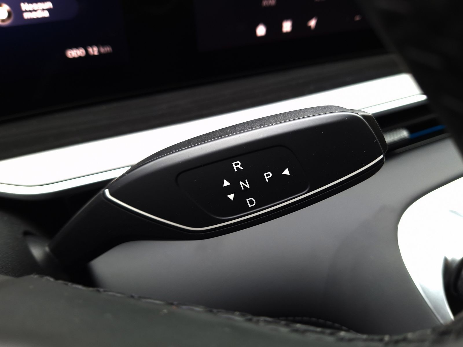 18 - Omoda 9 OMODA SHS-P PHEV 1.5TGDI - Trazione AWD DHT3 Premium (AWD) - Interni Nero