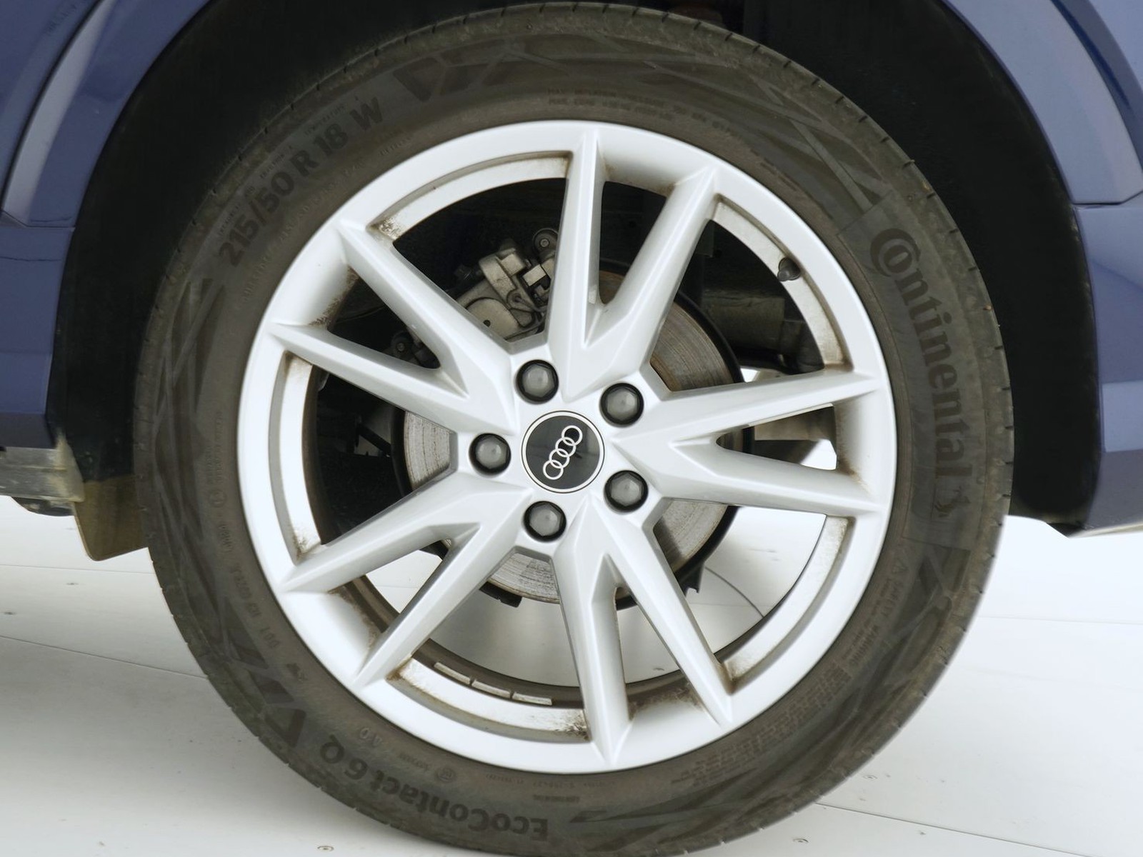 12 - Audi Q2 35 1.5 tfsi s line edition s tronic