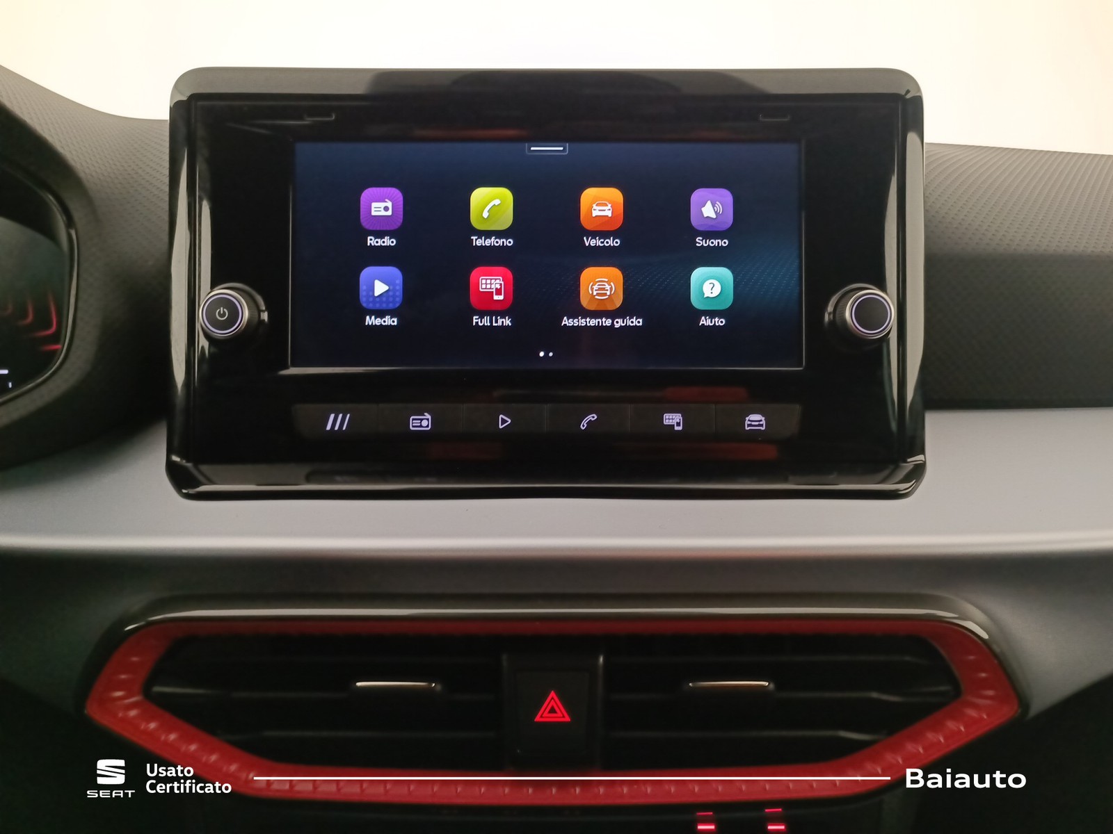 10 - Seat Ibiza 5 porte 1.0 ecotsi 95cv fr