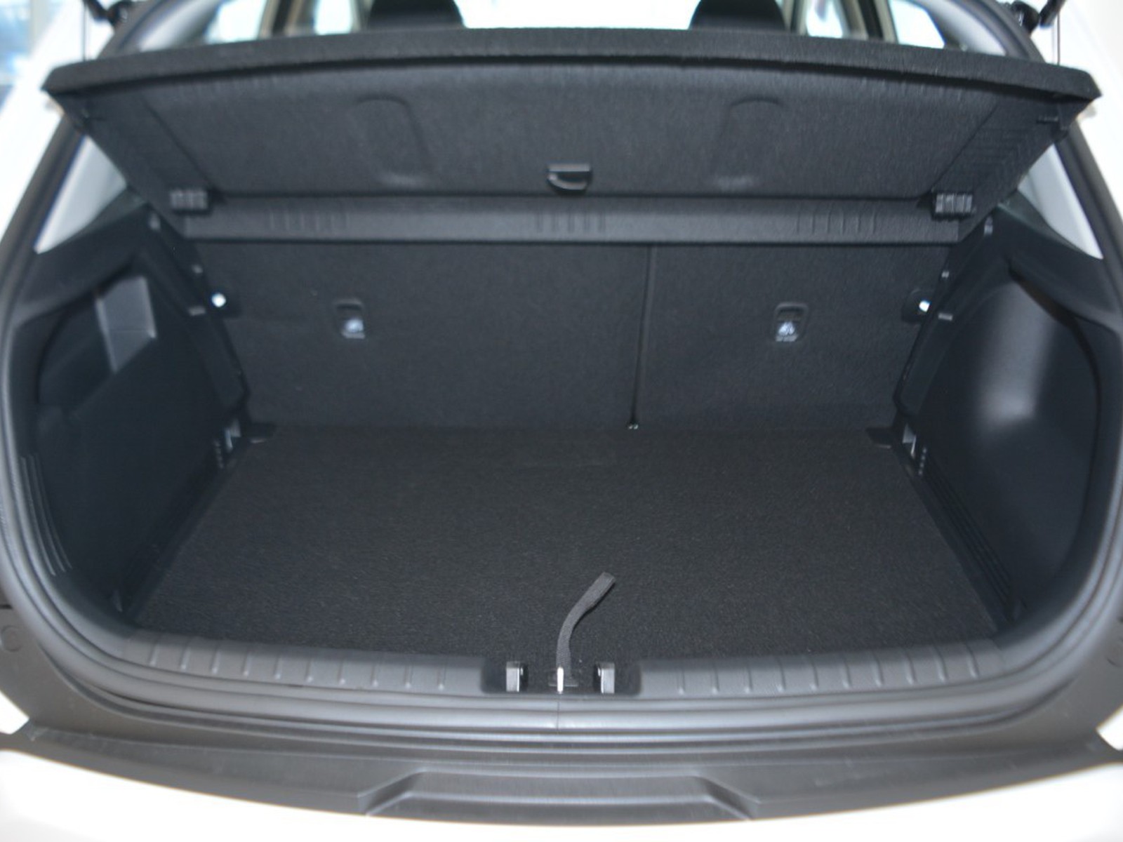 14 - Kia Stonic 1.0 t-gdi urban