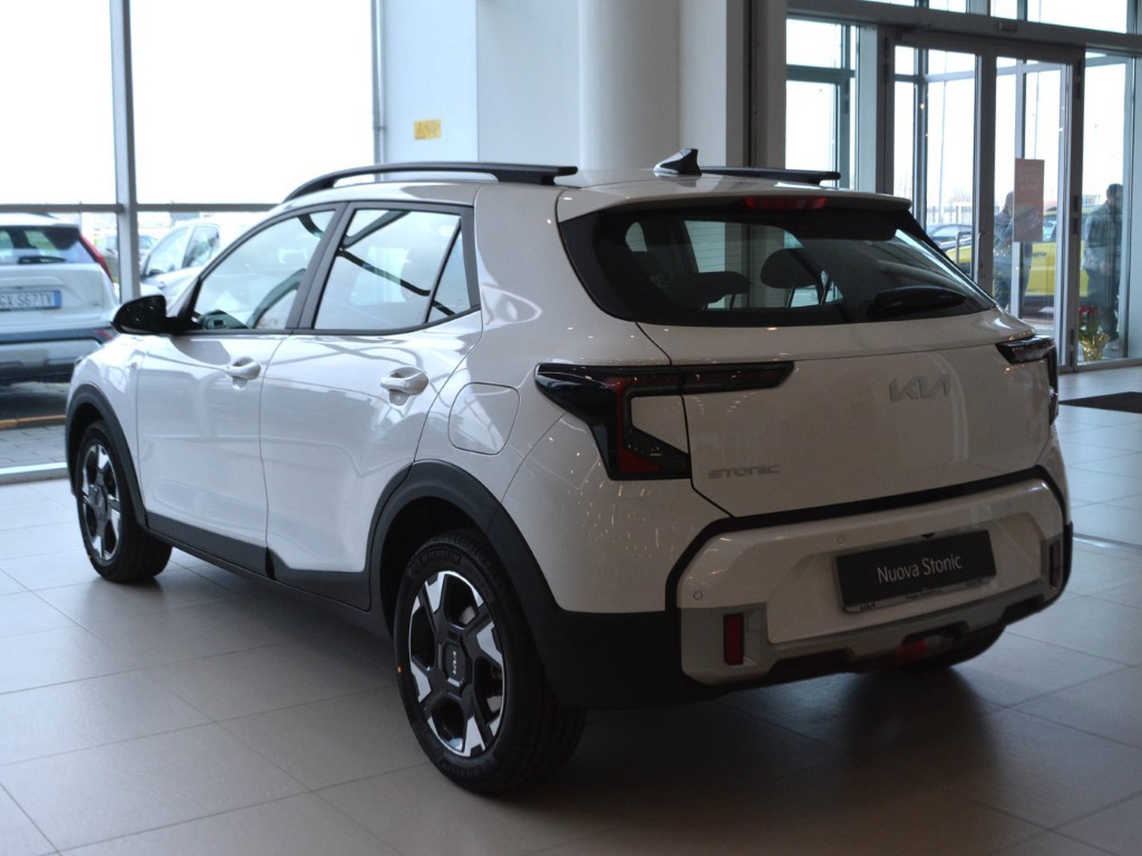 4 - Kia Stonic 1.0 t-gdi urban