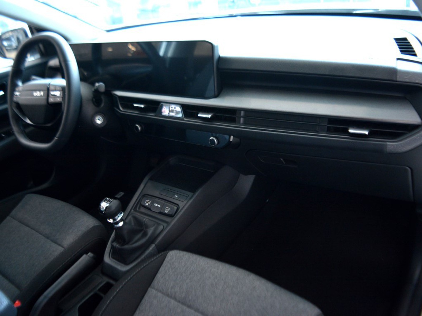 8 - Kia Stonic 1.0 t-gdi urban