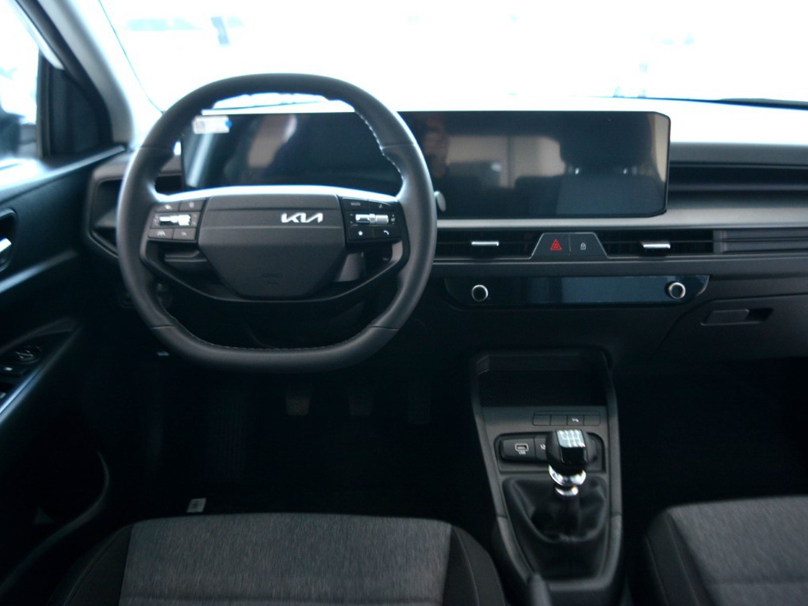 9 - Kia Stonic 1.0 t-gdi urban