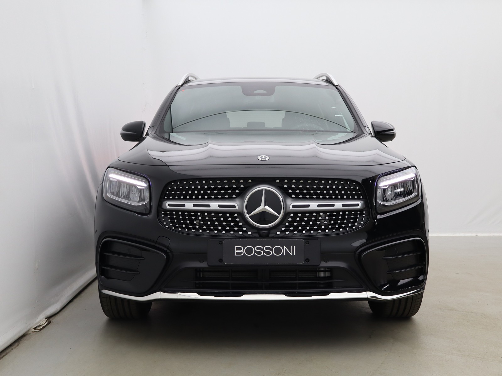 2 - Mercedes GLB 200 d amg line advanced plus 4matic 8g-dct 7p.ti