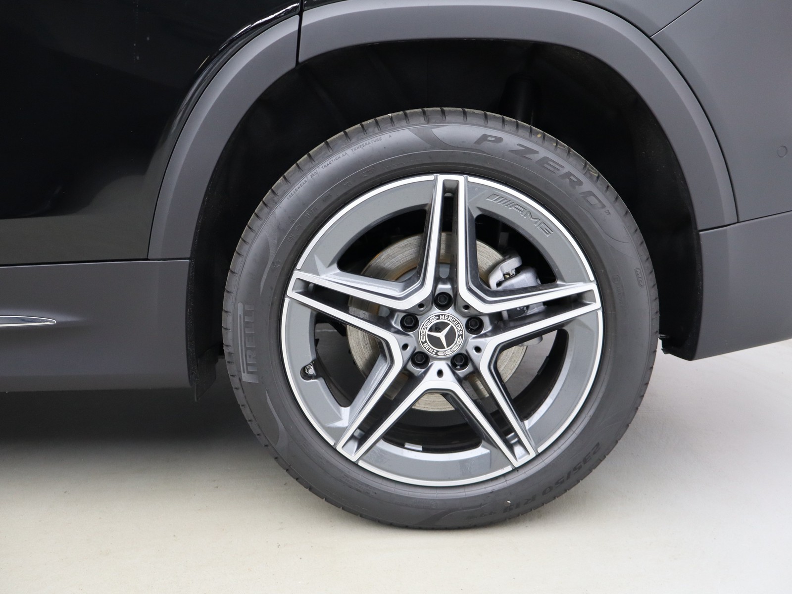 4 - Mercedes GLB 200 d amg line advanced plus 4matic 8g-dct 7p.ti