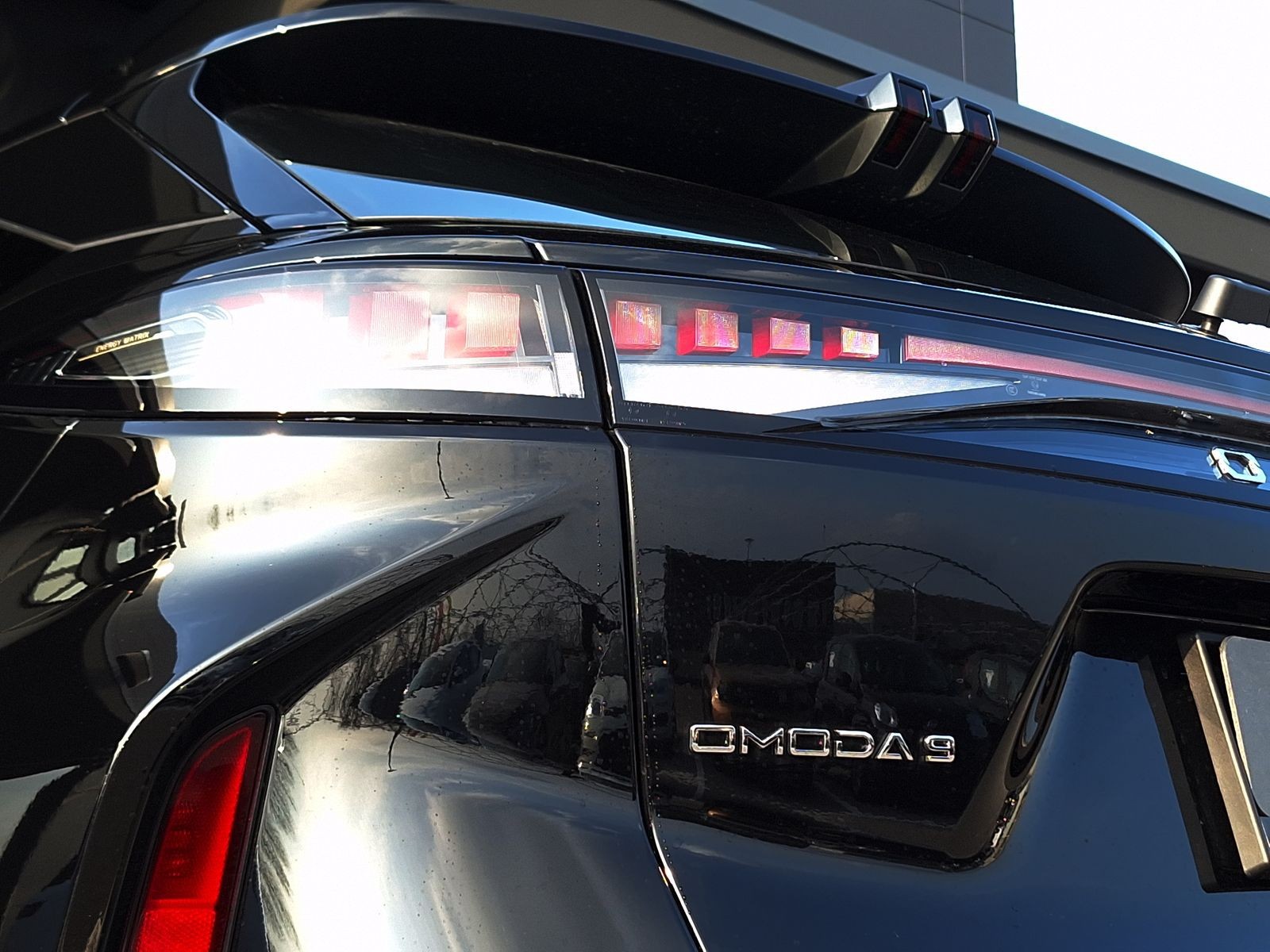 15 - Omoda 9 shs-p 1.5 tgdi plug-in hybrid premium i-awd dht3