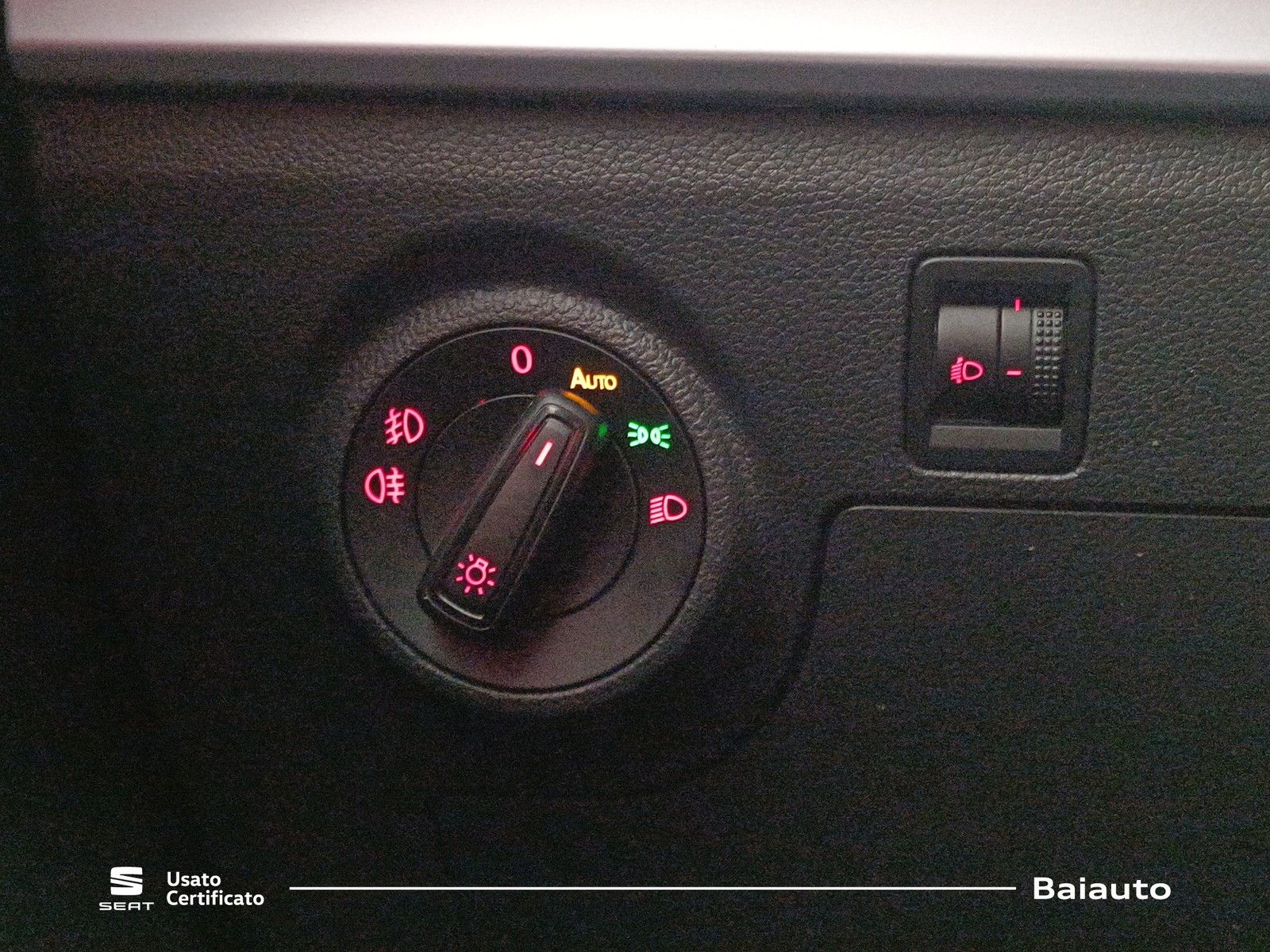 16 - Seat Ibiza 5 porte 1.0 ecotsi 95cv fr