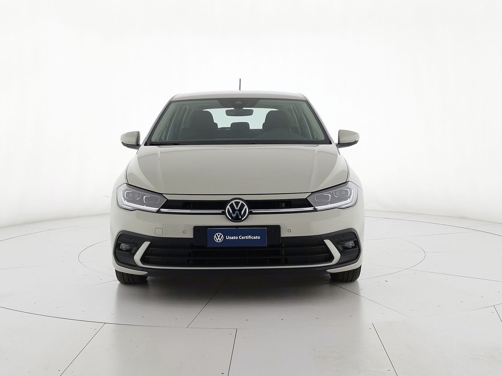 2 - Volkswagen Polo 1.0 tsi 95cv life dsg