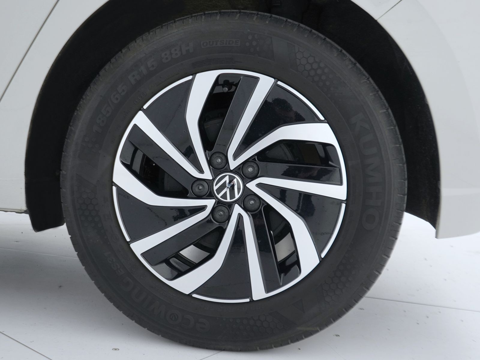 12 - Volkswagen Polo 1.0 tsi 95cv life dsg