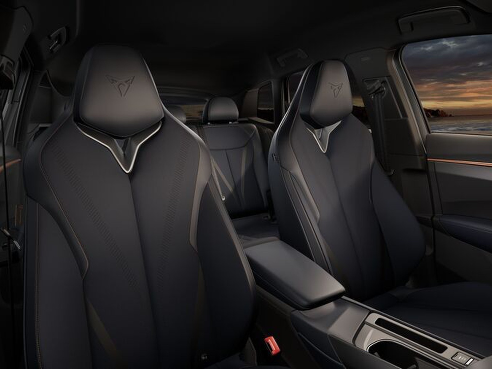 10 - Cupra Terramar 1.5 hybrid 150cv