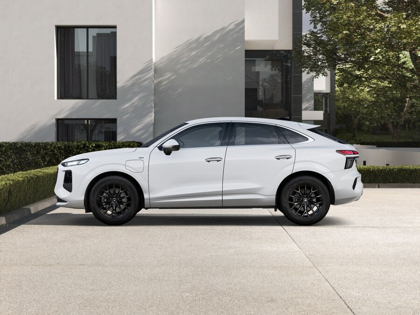 5 - Audi Q3 sportback 1.5 e-hybrid 272cv business s tronic