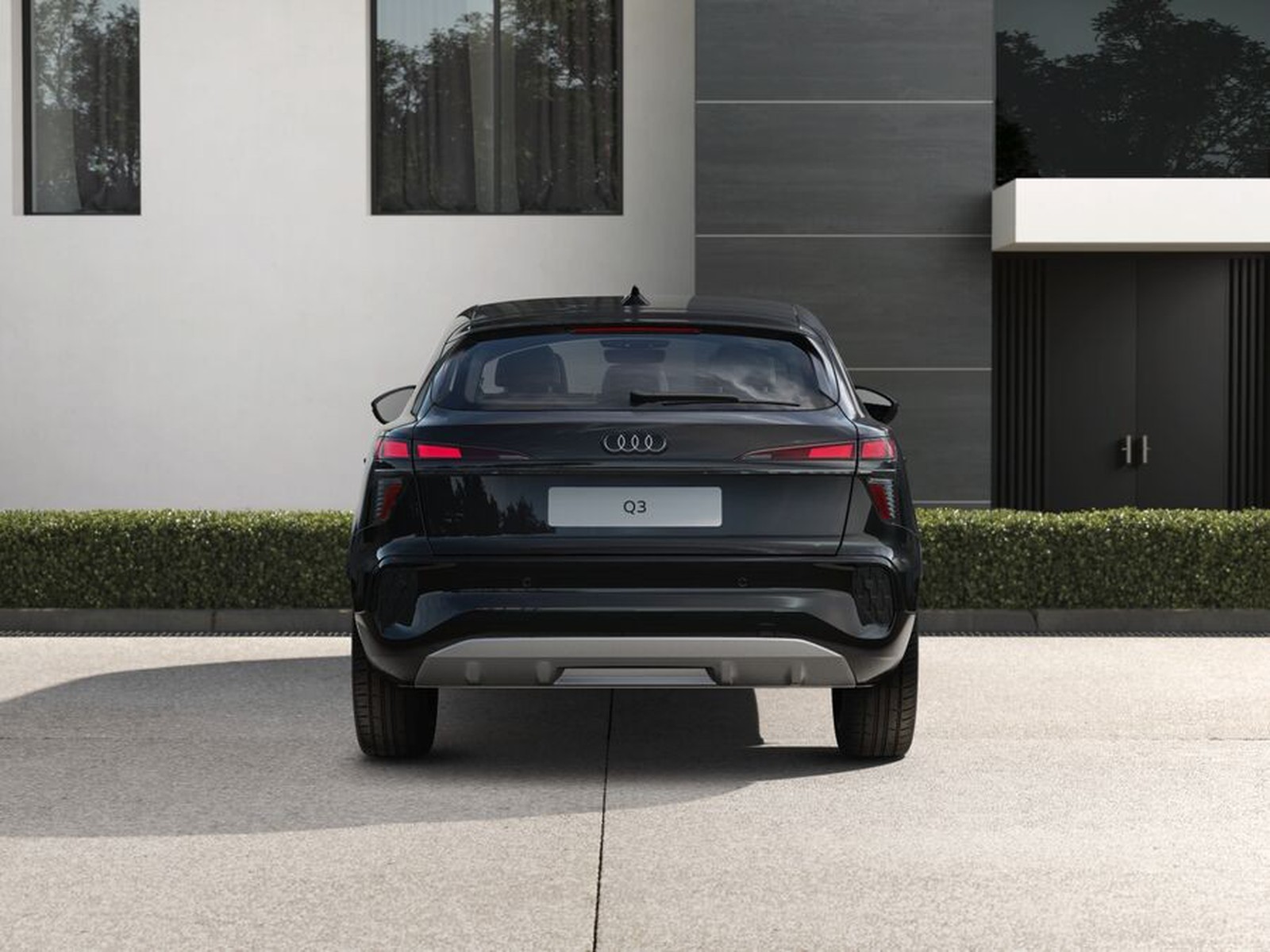 4 - Audi Q3 sportback 2.0 tdi 150cv business s tronic