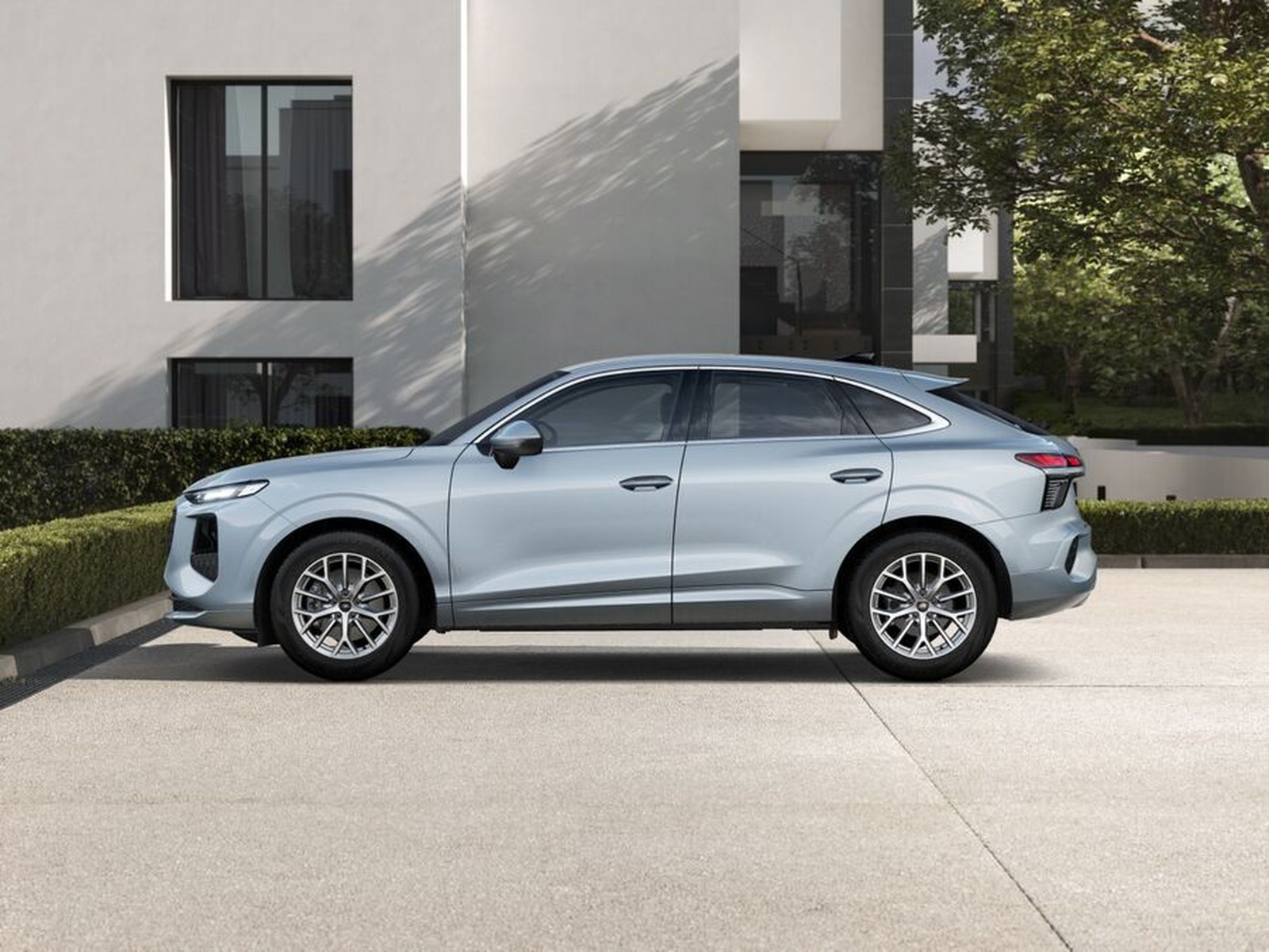 5 - Audi Q3 sportback 2.0 tdi 150cv business s tronic