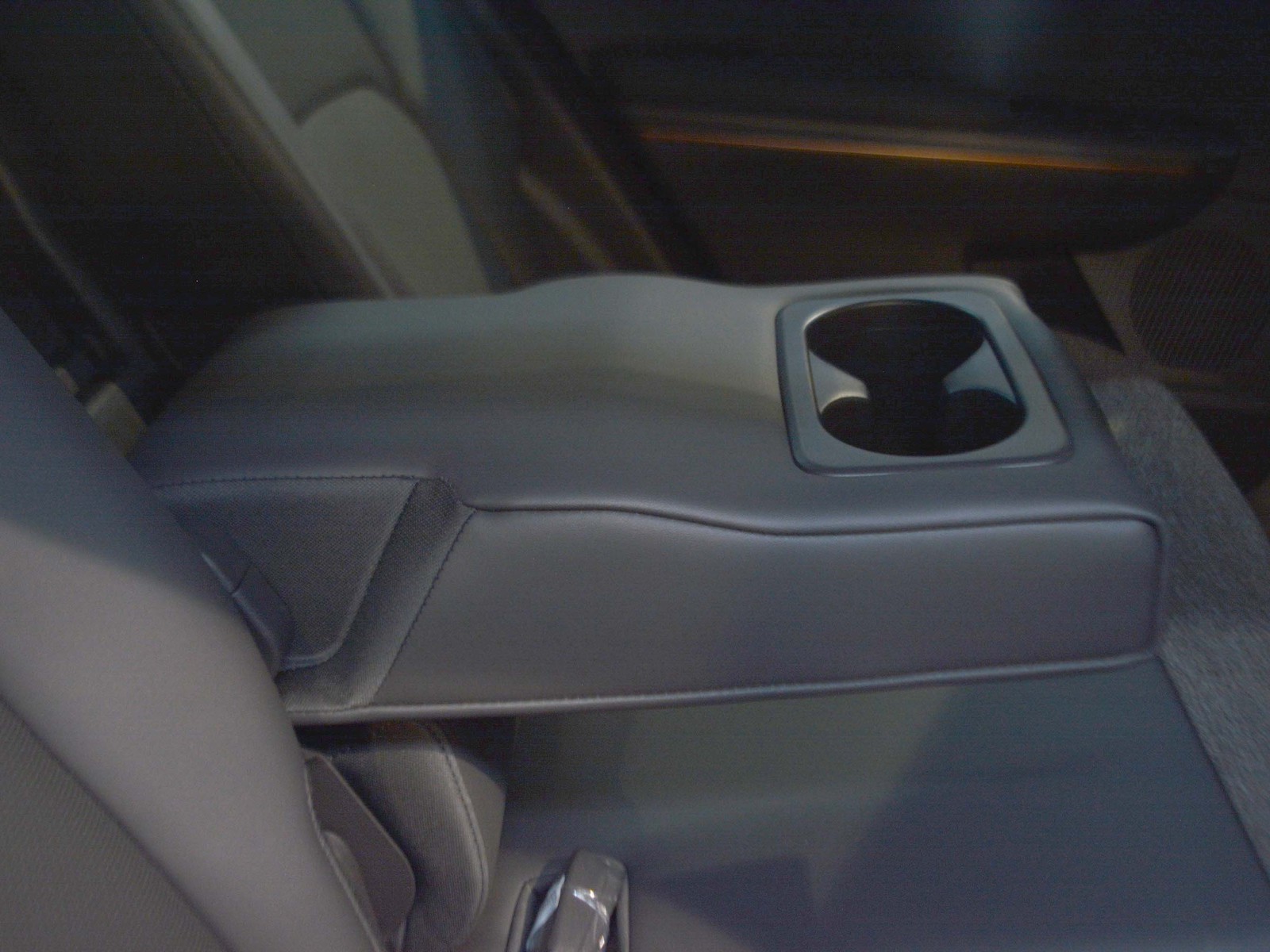 6 - Kia EV5 81,4 kwh earth