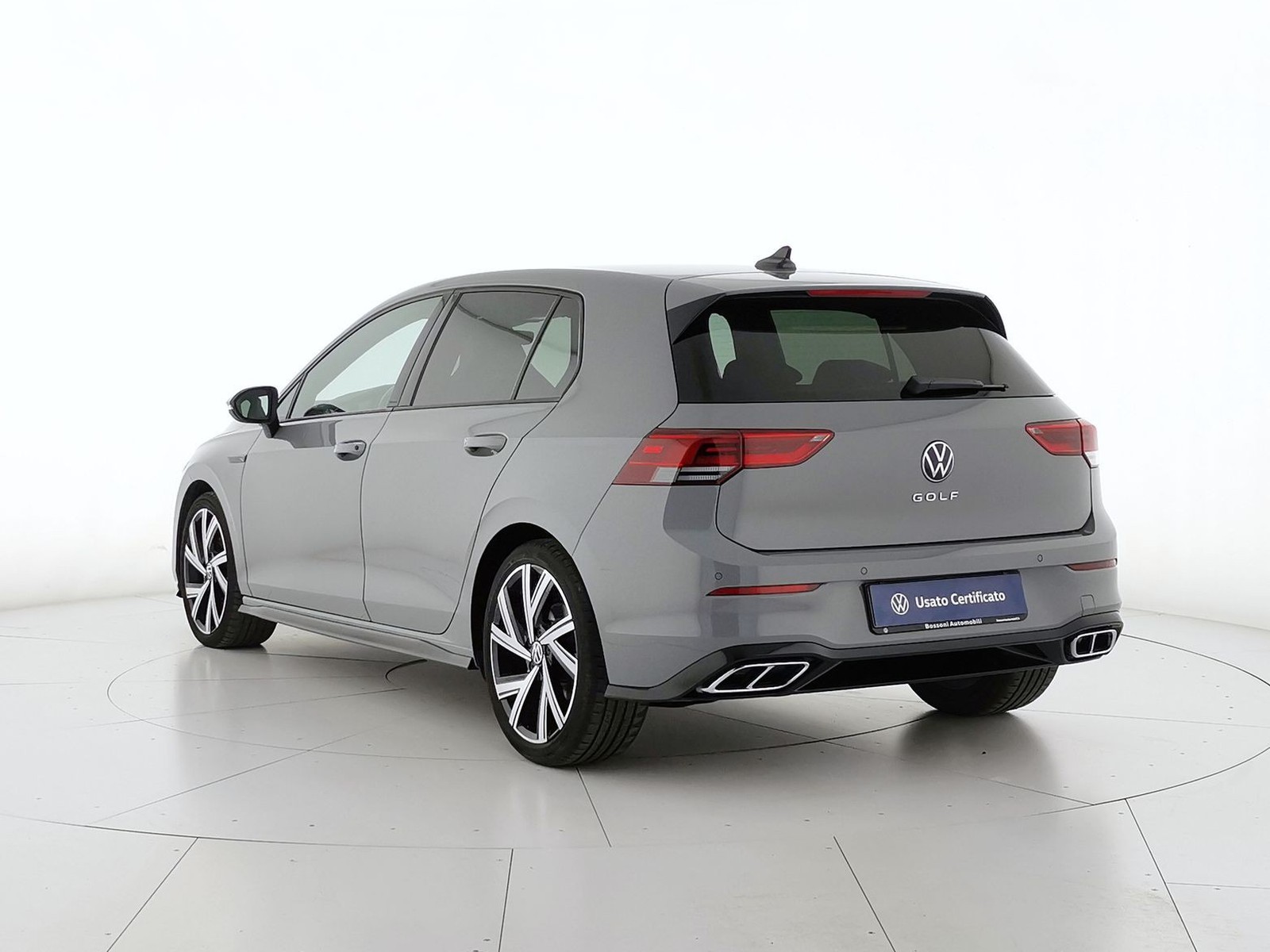 4 - Volkswagen Golf 1.5 tsi evo act 150cv r-line