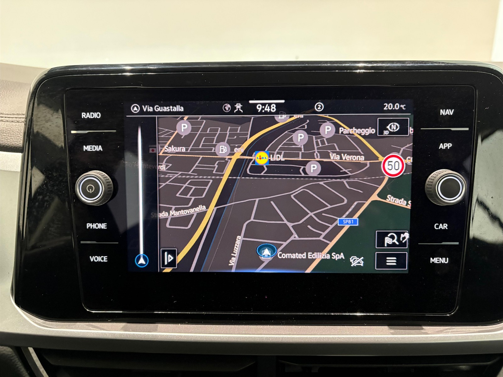 16 - Volkswagen T-Roc 2.0 tdi scr 150cv life dsg