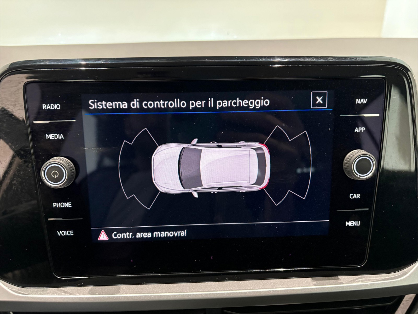 27 - Volkswagen T-Roc 2.0 tdi scr 150cv life dsg