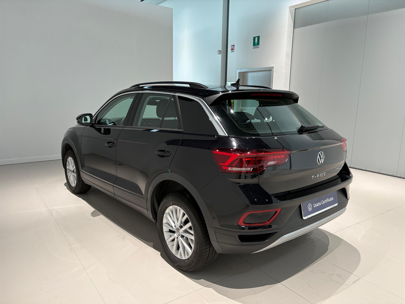 8 - Volkswagen T-Roc 2.0 tdi scr 150cv life dsg