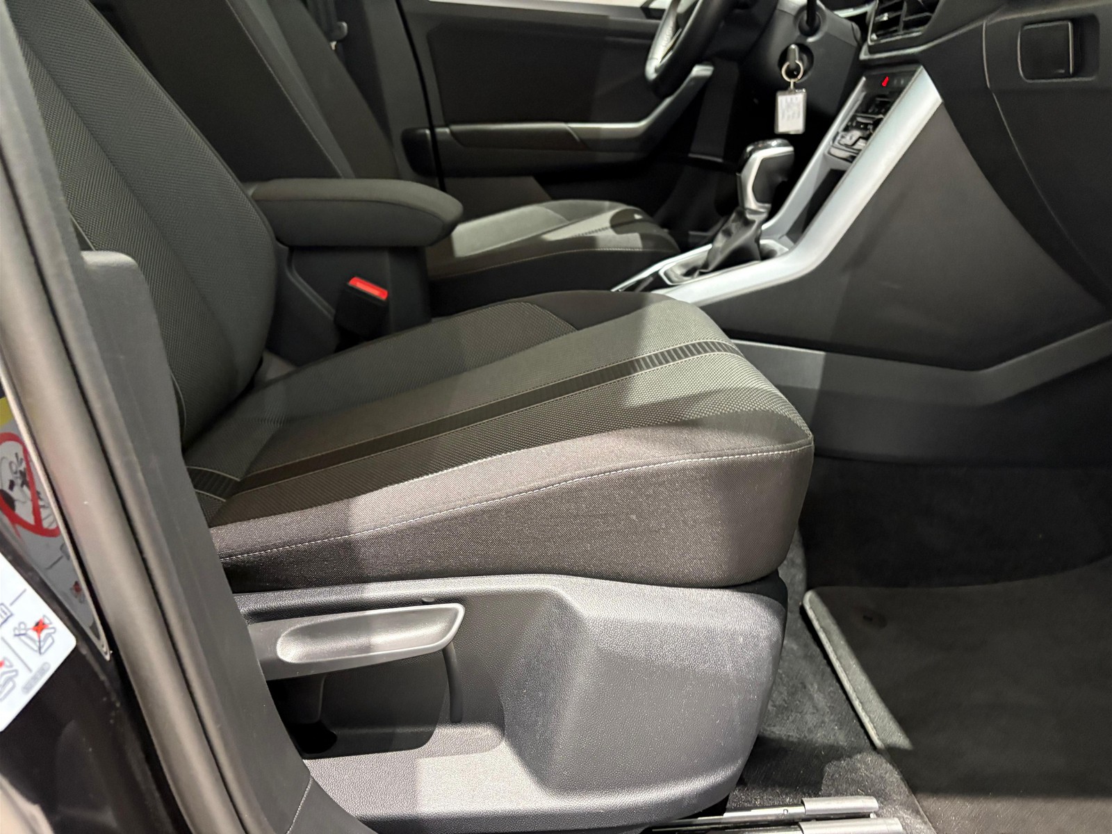 9 - Volkswagen T-Roc 2.0 tdi scr 150cv life dsg