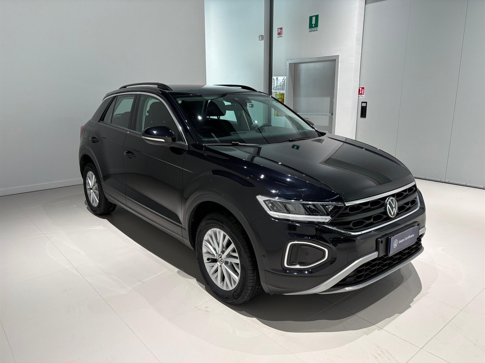 3 - Volkswagen T-Roc 2.0 tdi scr 150cv life dsg