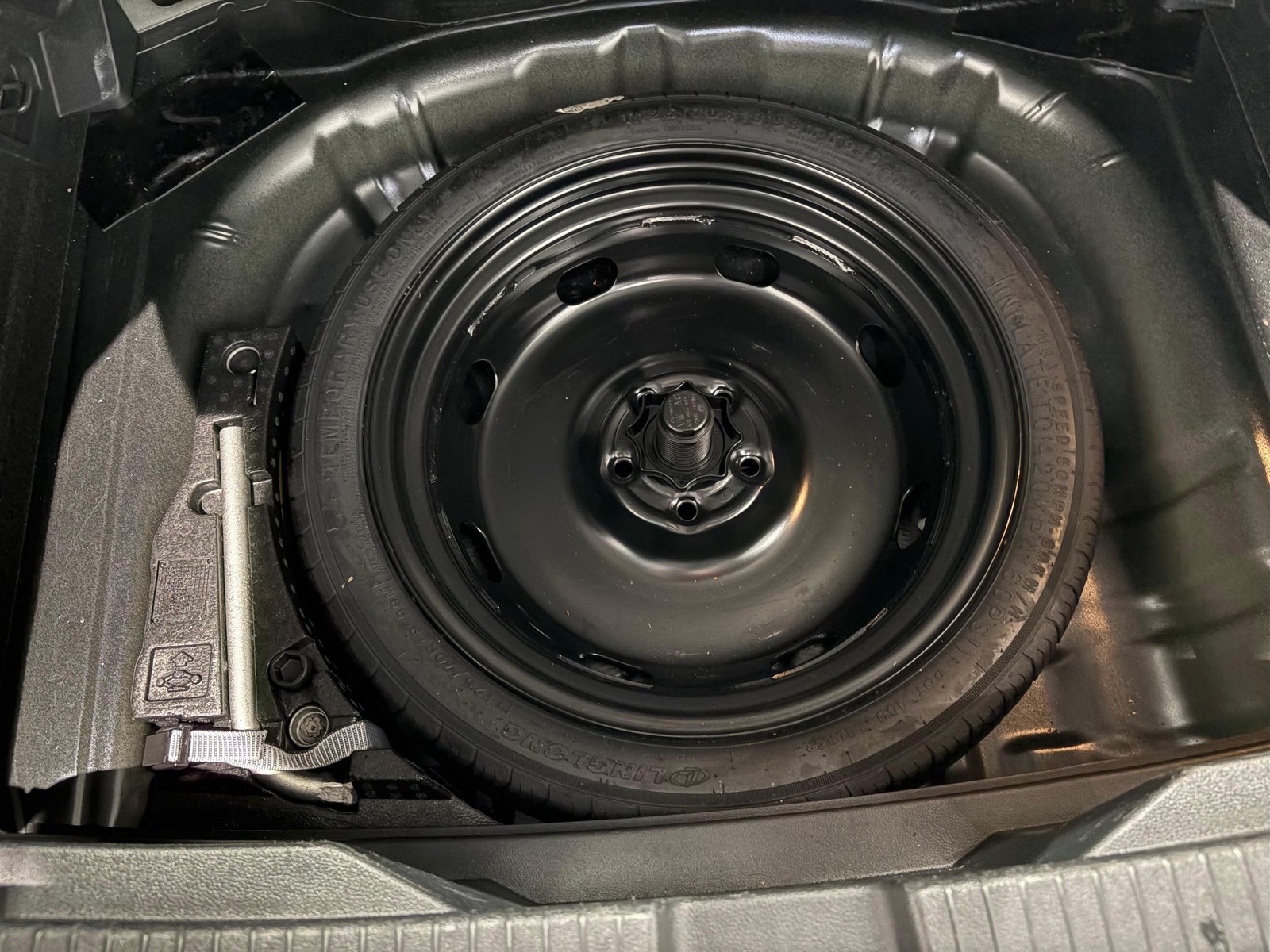 32 - Volkswagen T-Roc 2.0 tdi scr 150cv life dsg