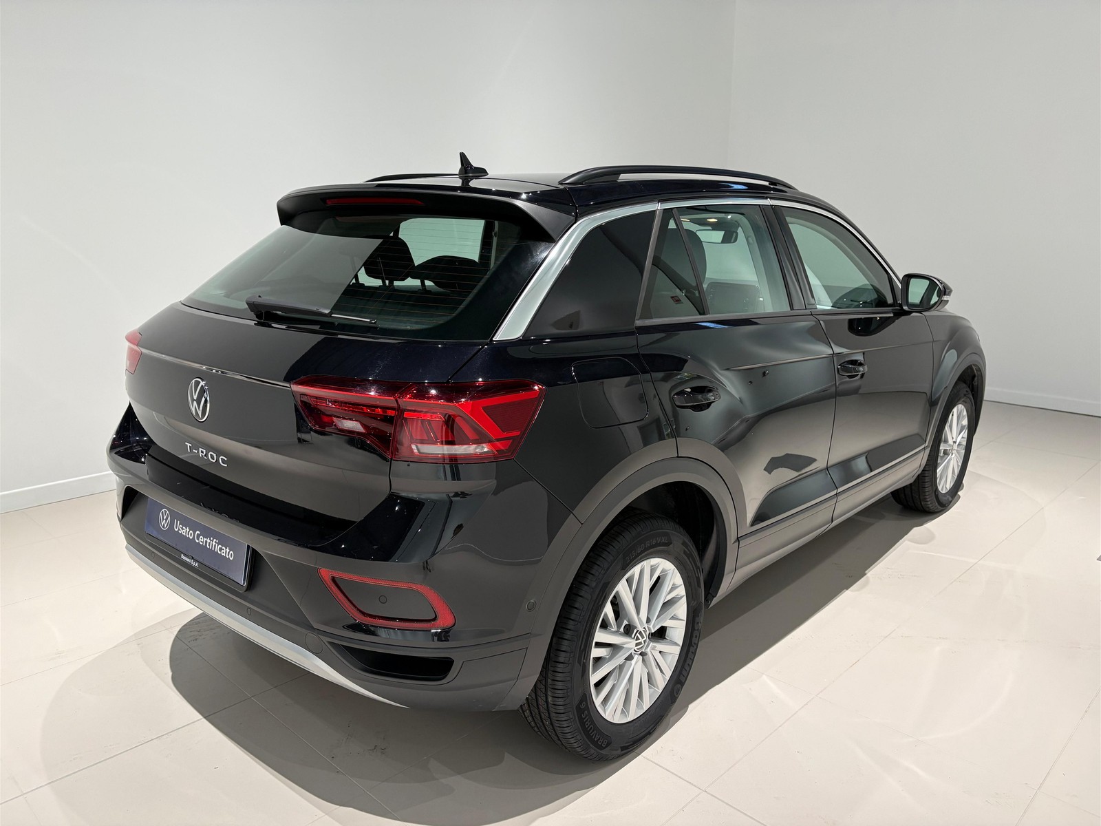 9 - Volkswagen T-Roc 2.0 tdi scr 150cv life dsg