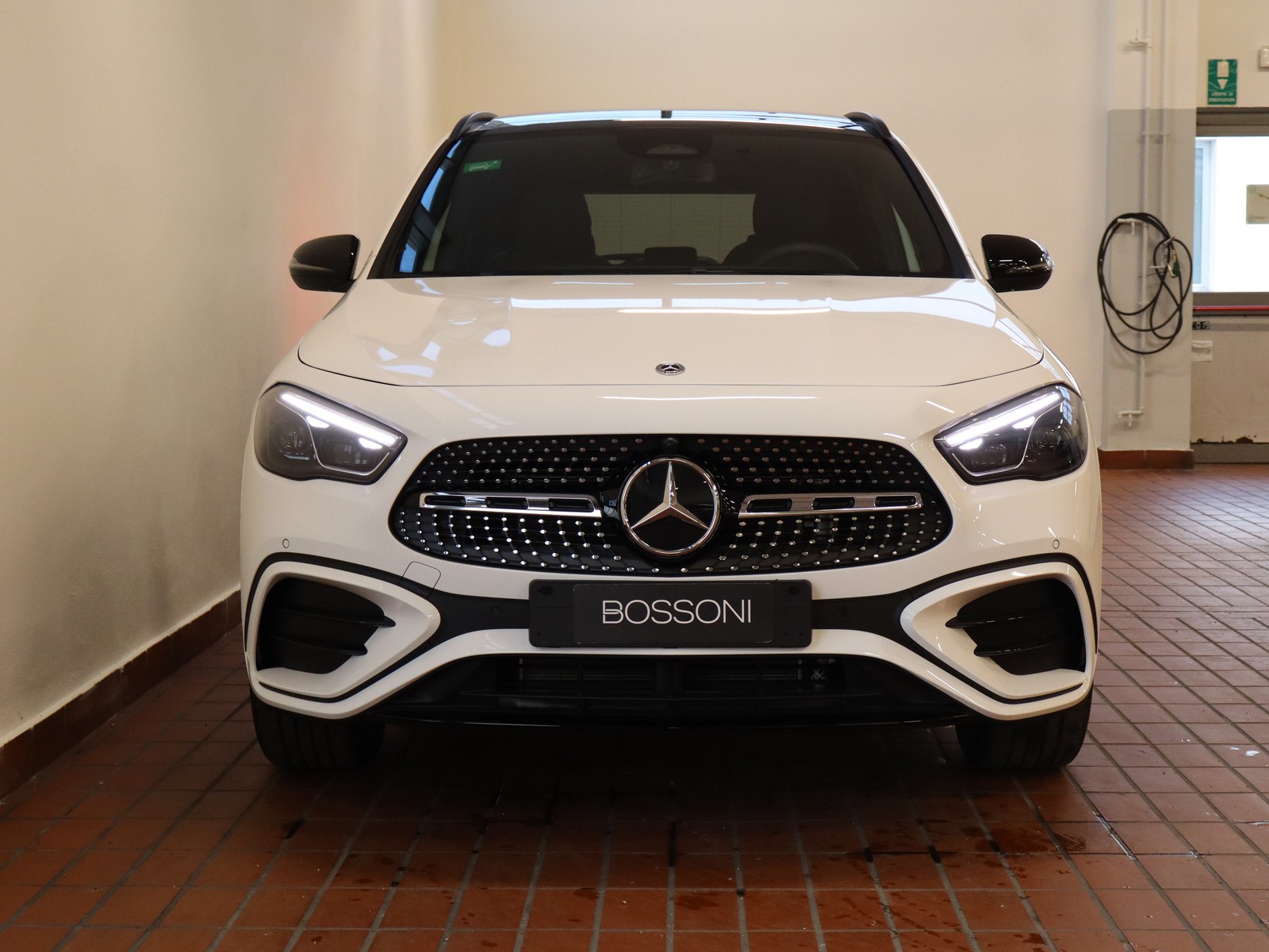 2 - Mercedes GLA 250 e plug-in-hybrid amg line extra 8g-dct