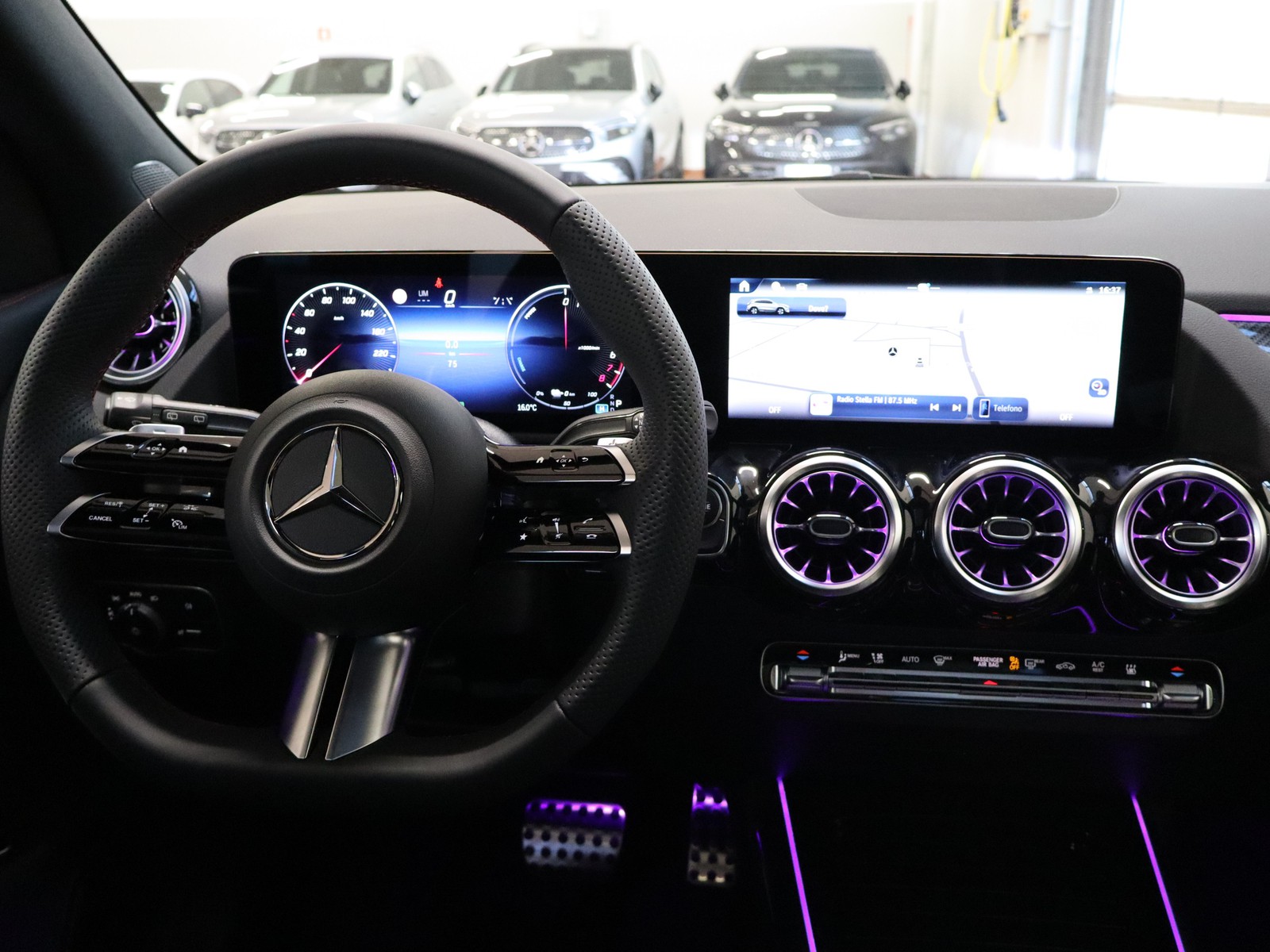 12 - Mercedes GLA 250 e plug-in-hybrid amg line extra 8g-dct