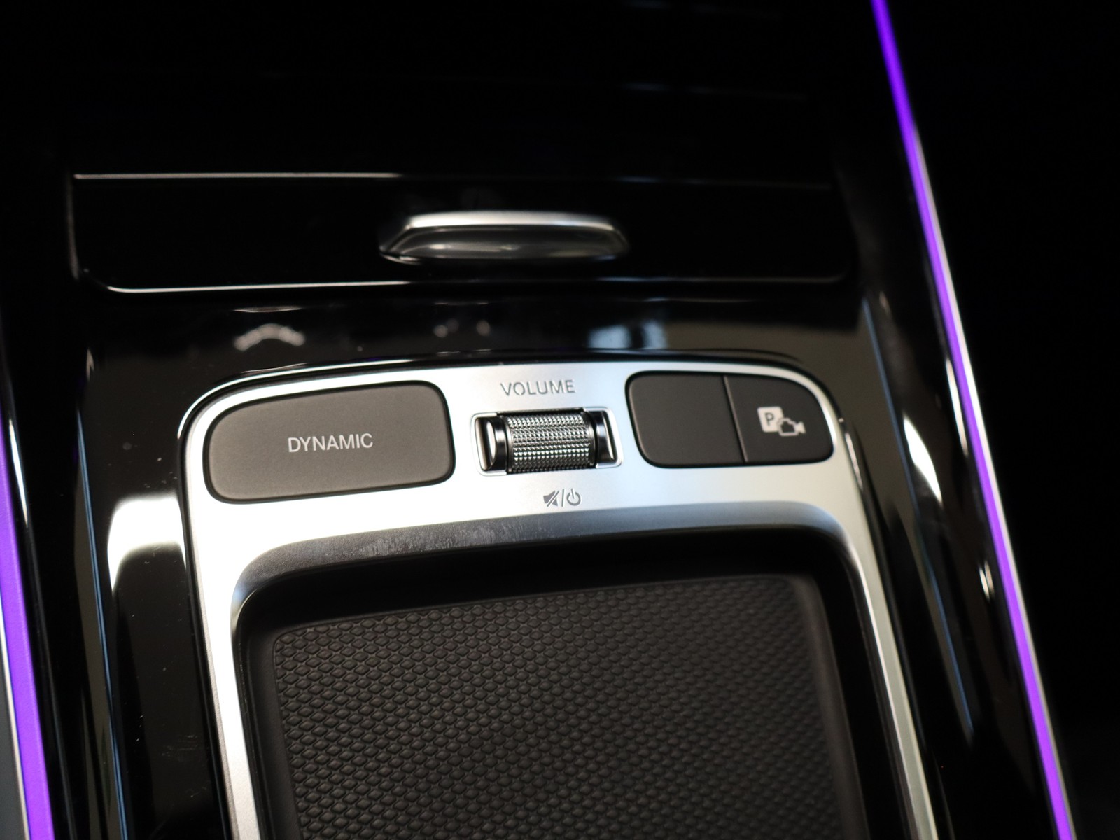 14 - Mercedes GLA 250 e plug-in-hybrid amg line extra 8g-dct