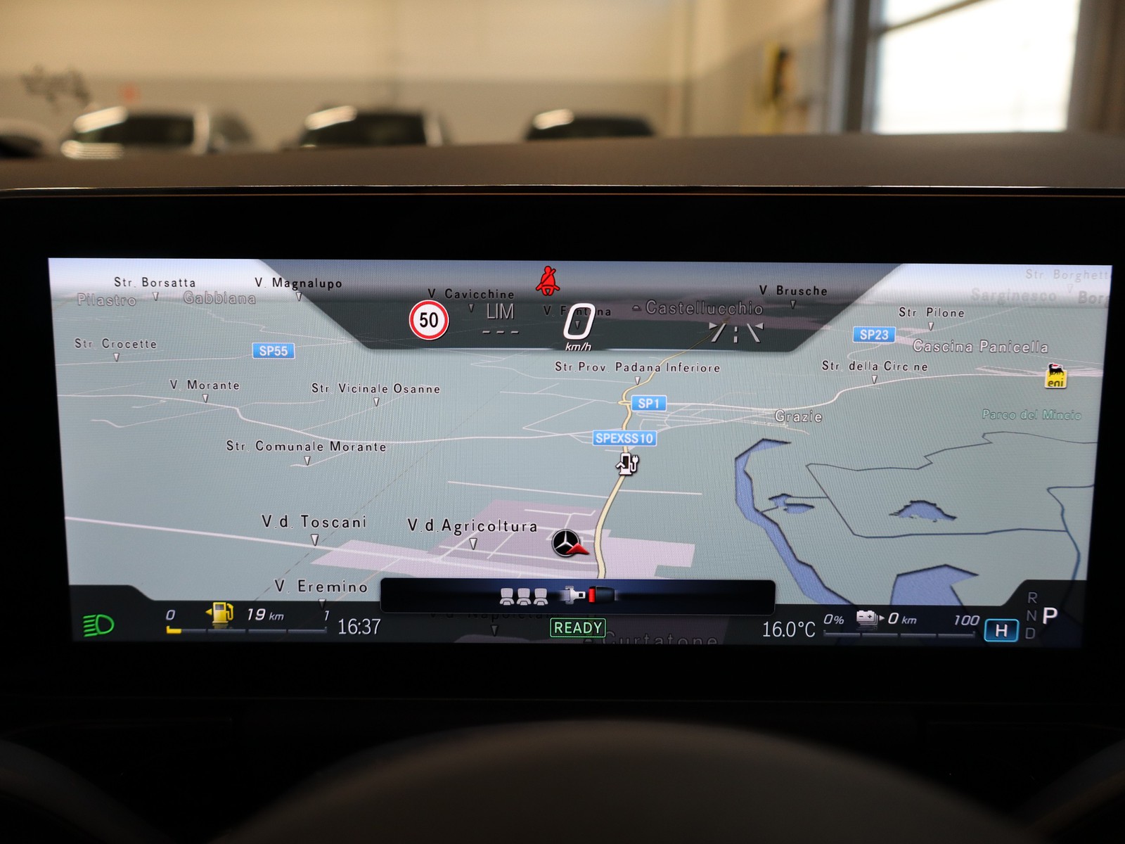 16 - Mercedes GLA 250 e plug-in-hybrid amg line extra 8g-dct