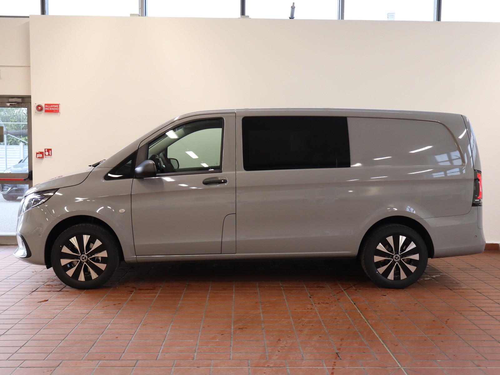 3 - Mercedes Vans Vito Mixto SELECT 116 CDI Long