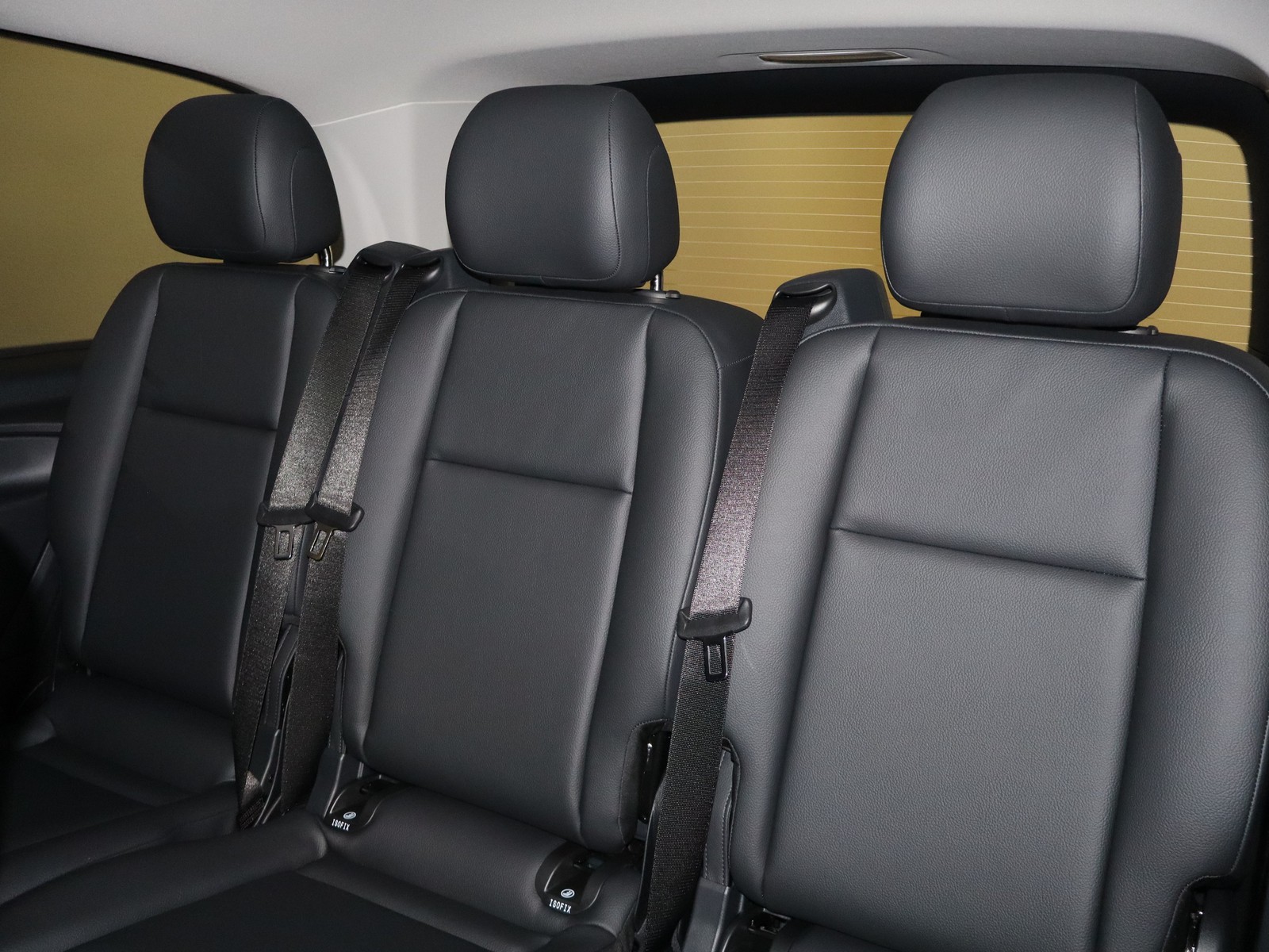 9 - Mercedes Vans Vito Tourer SELECT 116 CDI Extralong