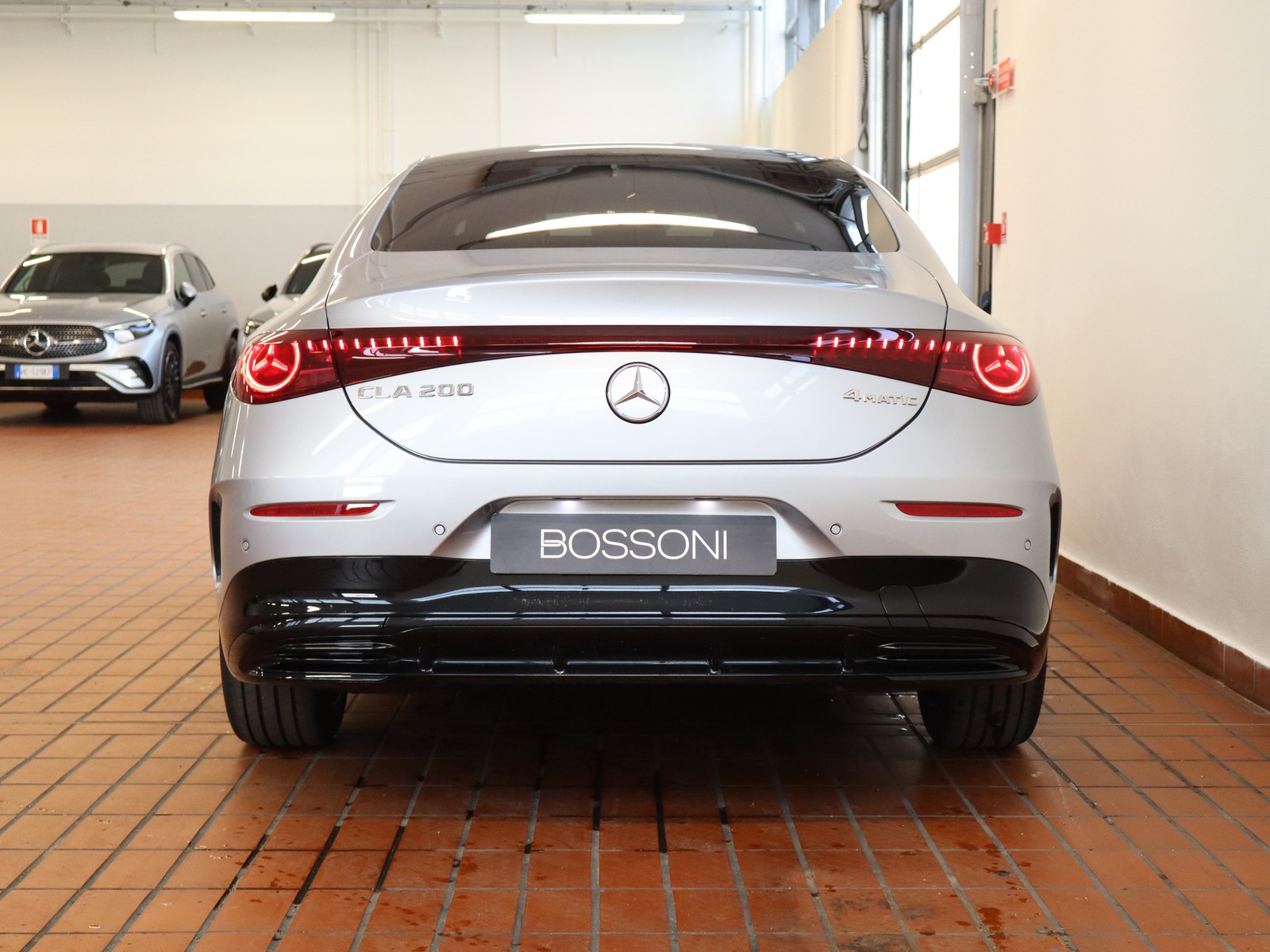 6 - Mercedes CLA 200 advanced plus 4matic auto