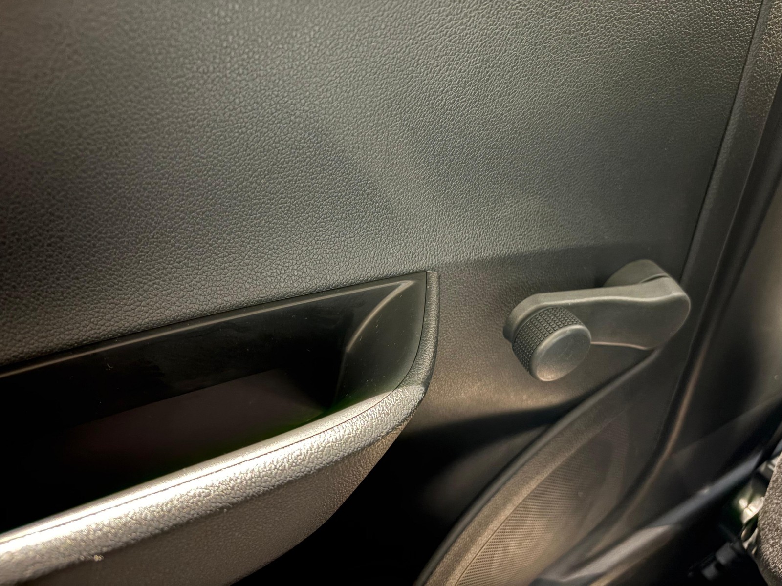 14 - Skoda Fabia 5 porte 1.0 mpi 60cv business my19