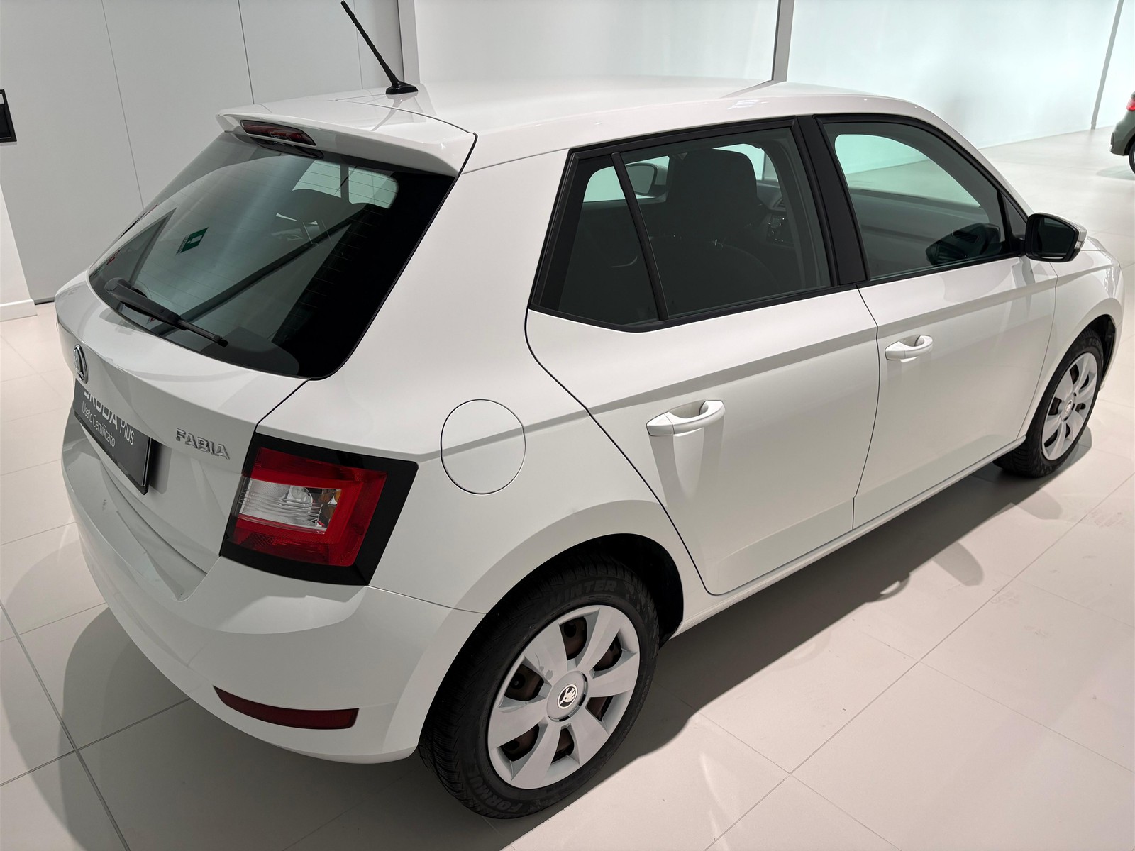 5 - Skoda Fabia 5 porte 1.0 mpi 60cv business my19