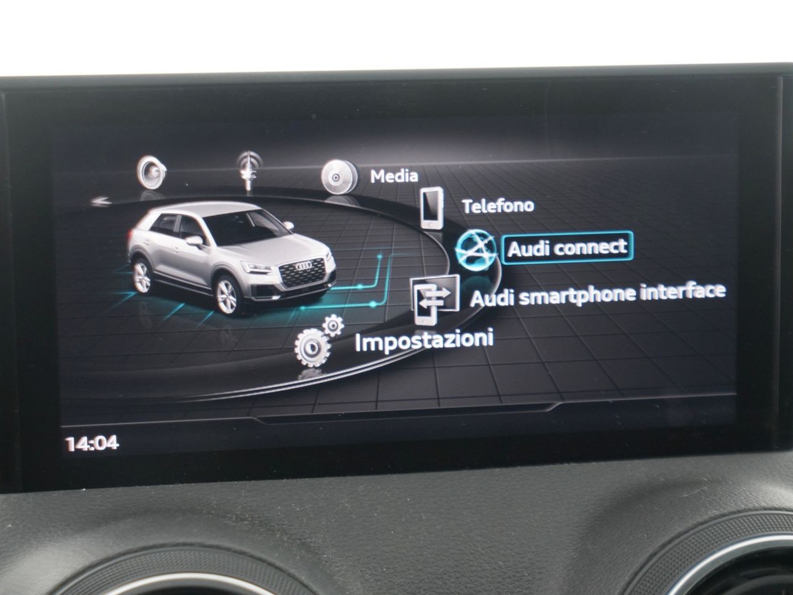 27 - Audi Q2 30 2.0 tdi admired advanced s tronic