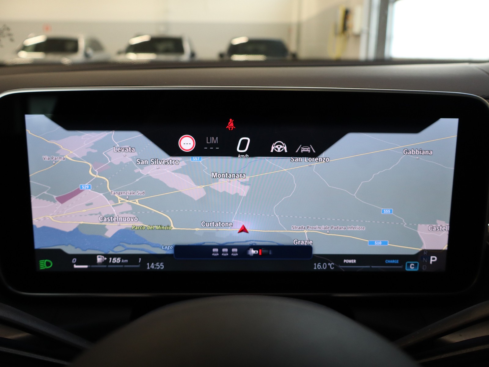 16 - Mercedes GLC coupe 220 d amg line premium 4matic 9g-tronic