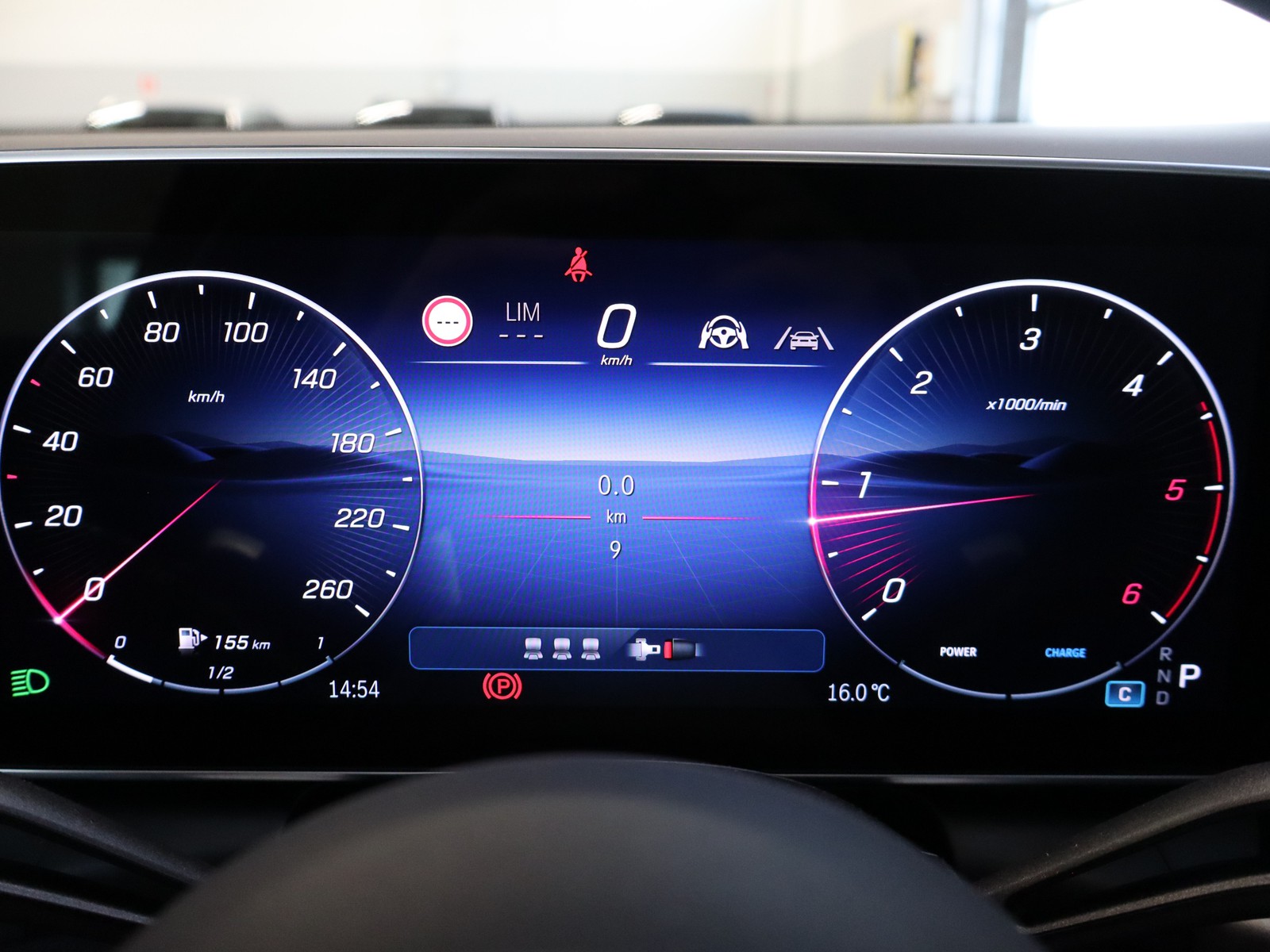 9 - Mercedes GLC coupe 220 d amg line premium 4matic 9g-tronic