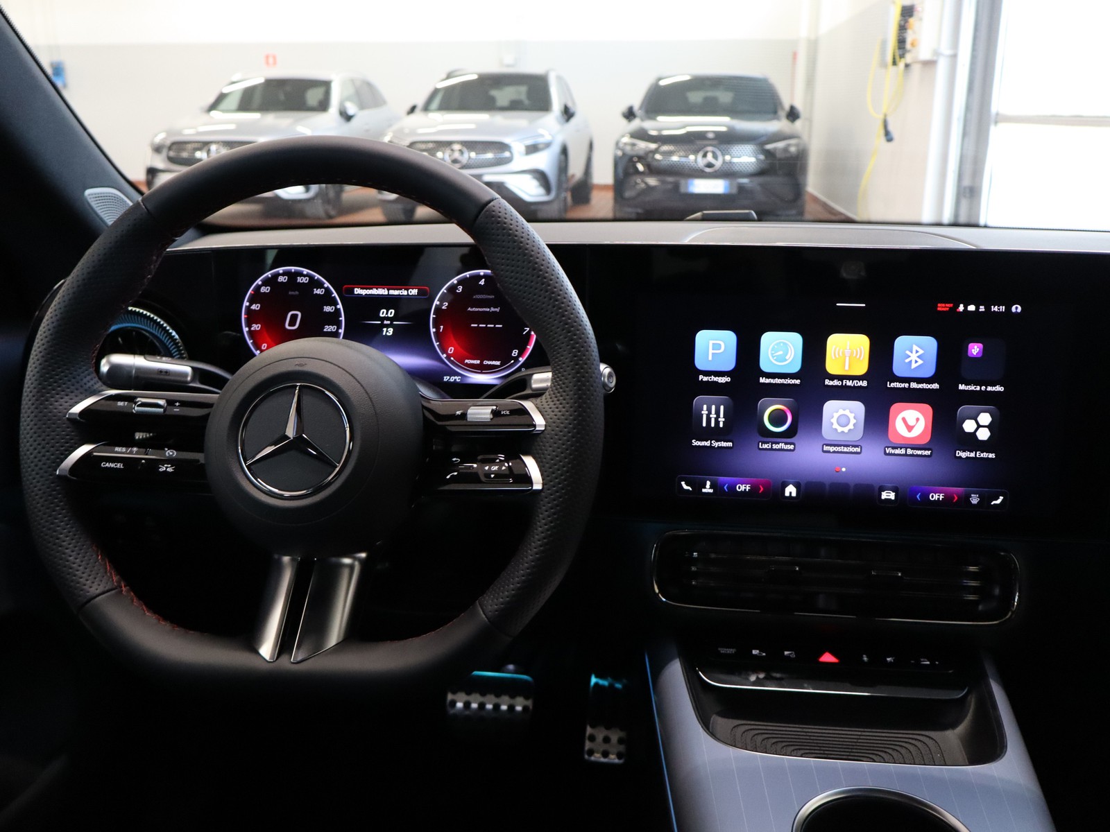 12 - Mercedes CLA 200 advanced plus 4matic auto