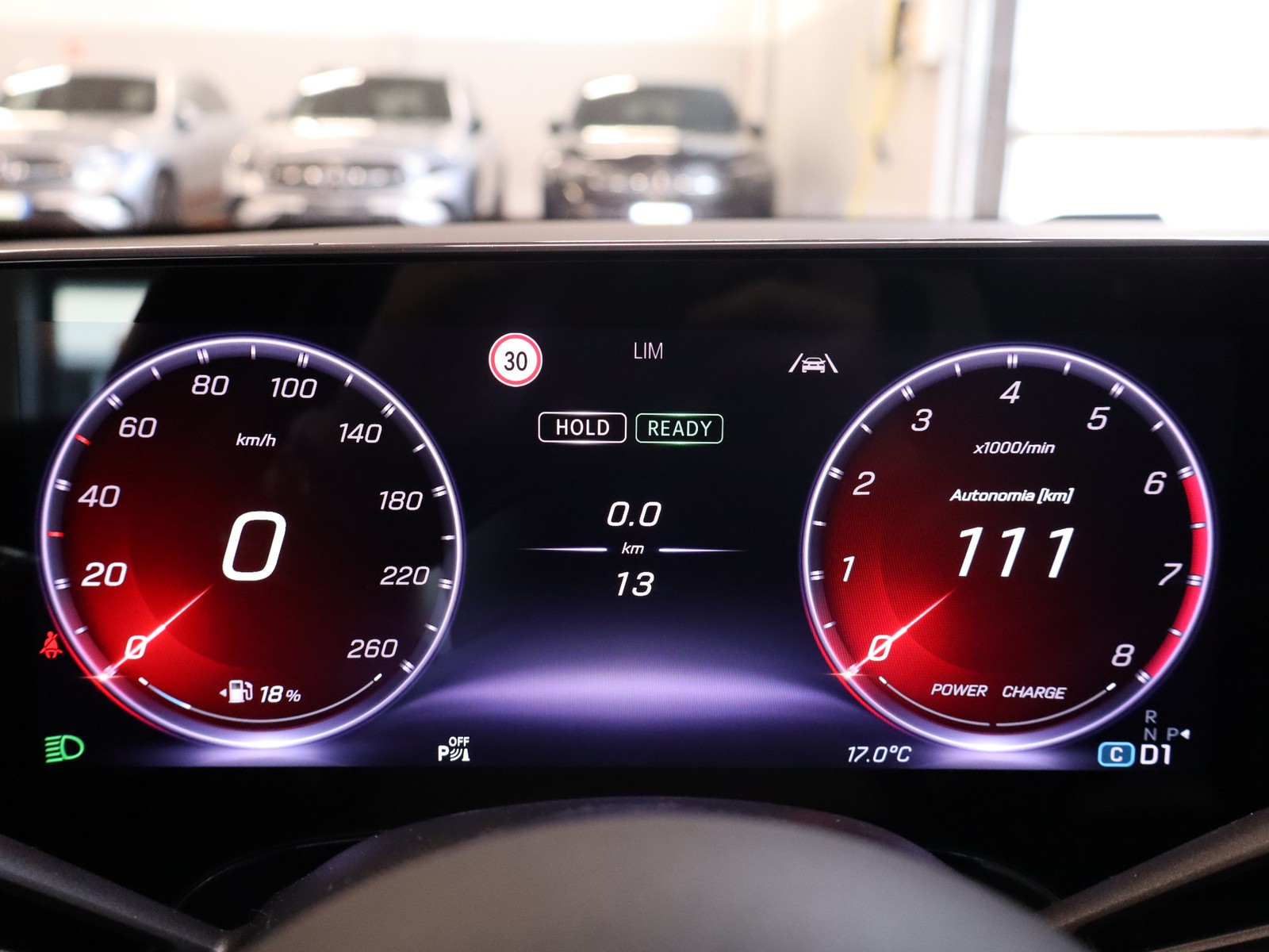 9 - Mercedes CLA 200 advanced plus 4matic auto