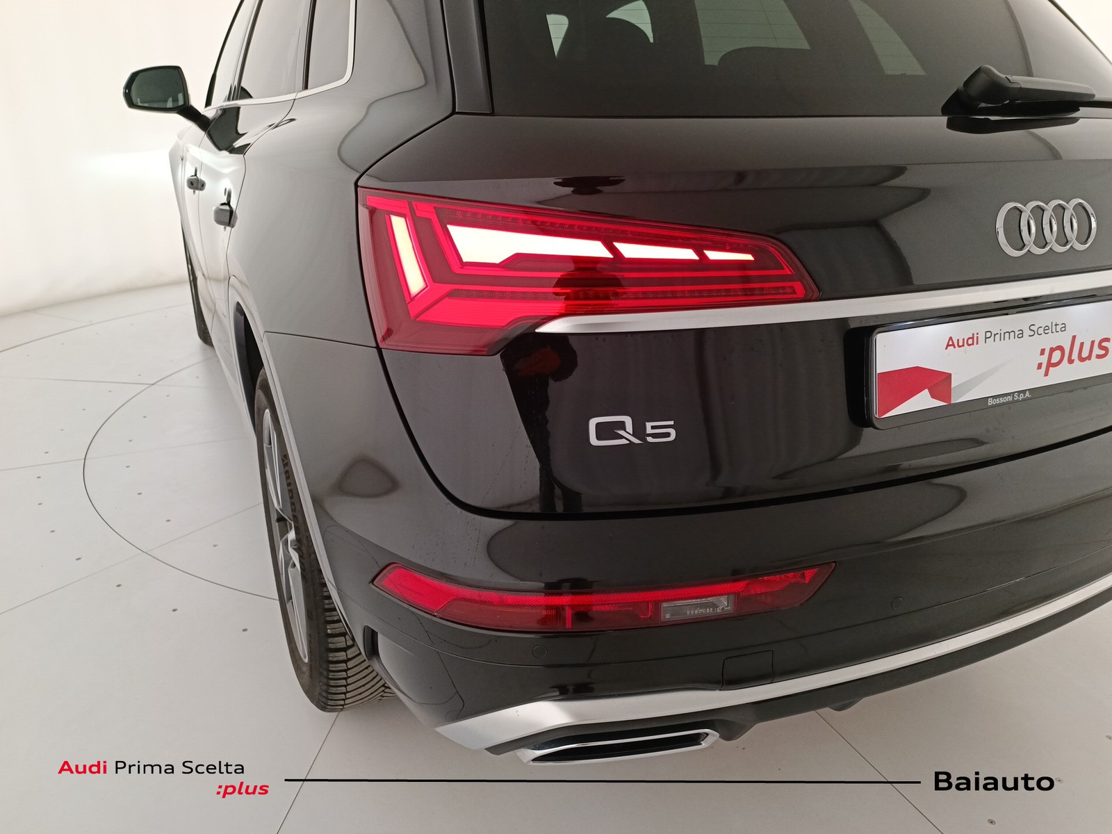29 - Audi Q5 40 2.0 tdi mhev 12v s line quattro s tronic