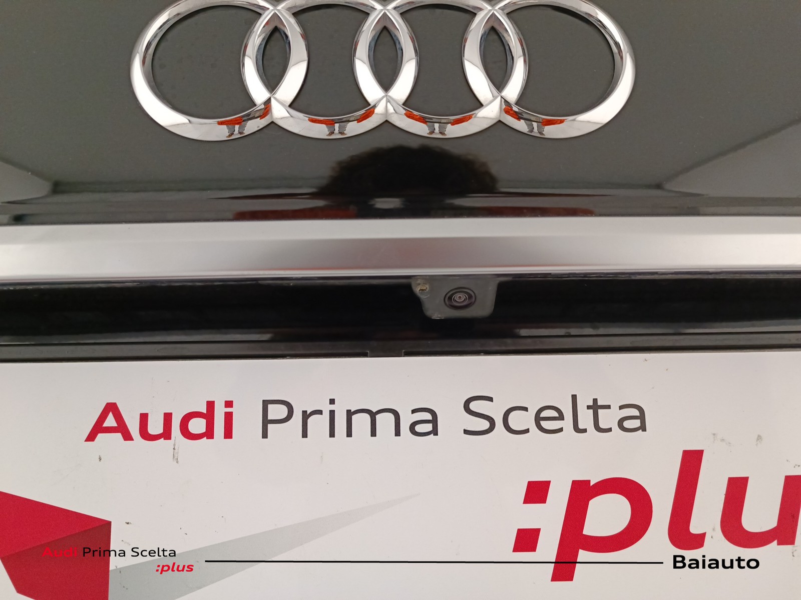 32 - Audi Q5 40 2.0 tdi mhev 12v s line quattro s tronic