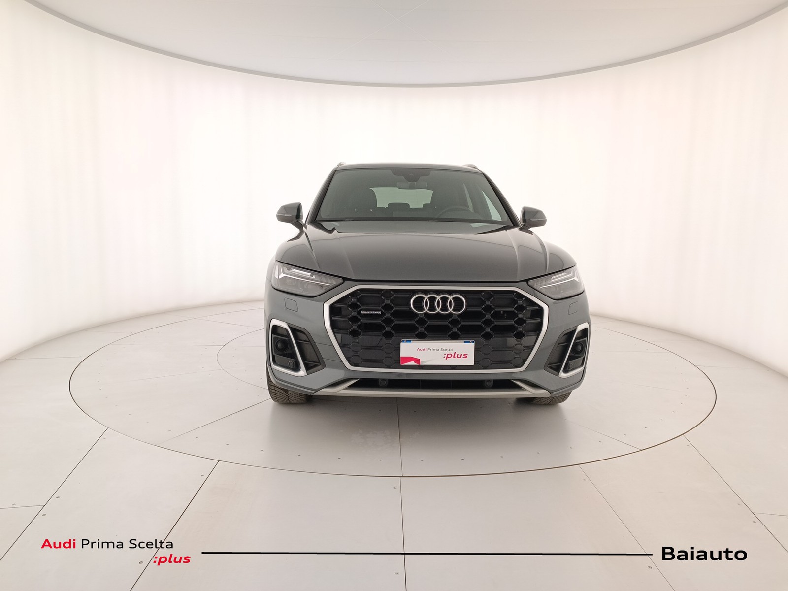 2 - Audi Q5 40 2.0 tdi mhev 12v s line quattro s tronic